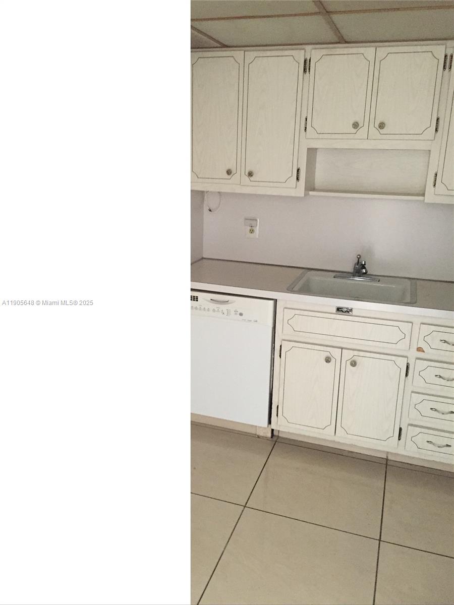 12J 2 / 2 1240 sq. ft. $ 2025-10-30 0 Photo