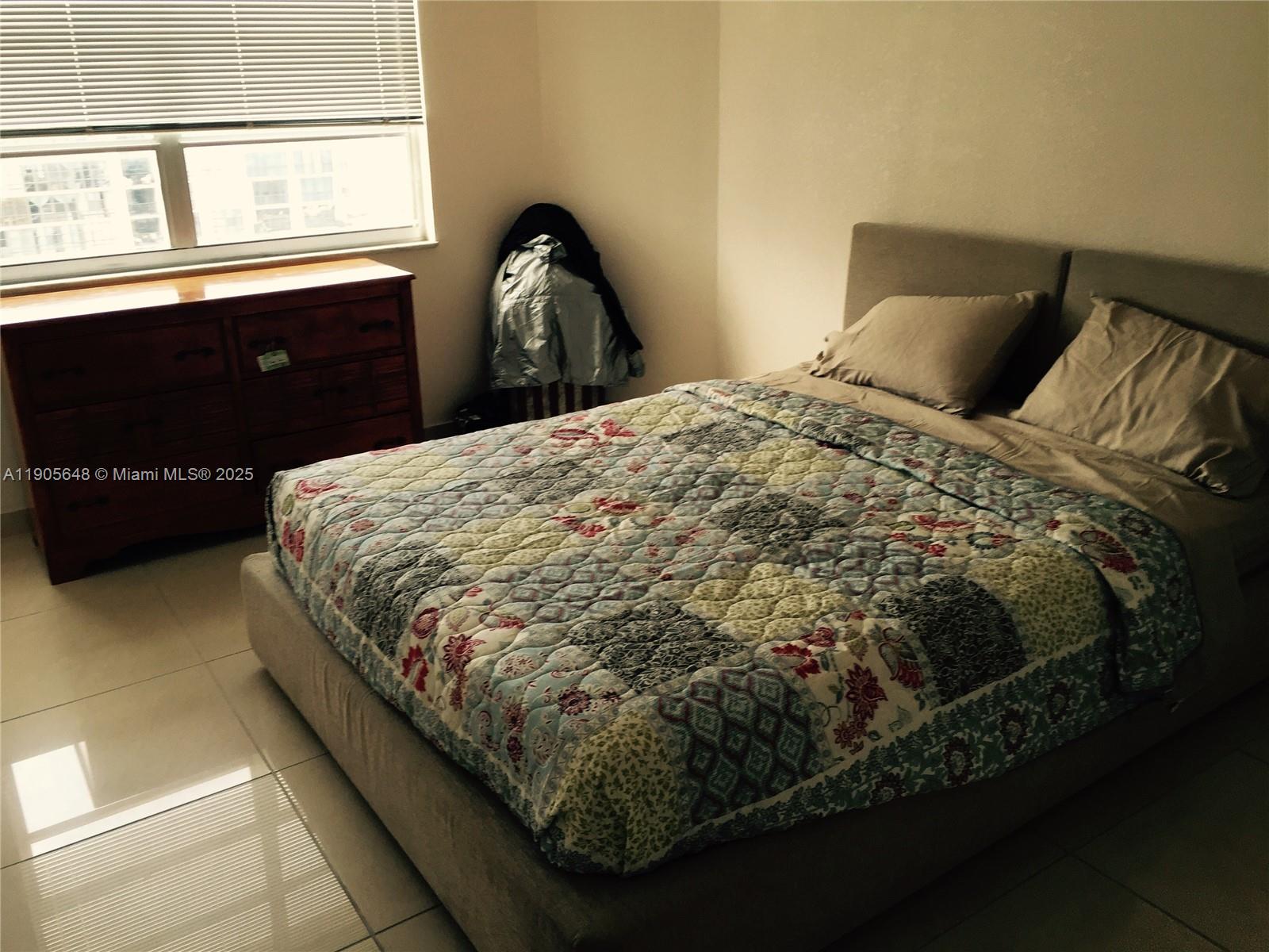 12J 2 / 2 1240 sq. ft. $ 2025-10-30 0 Photo