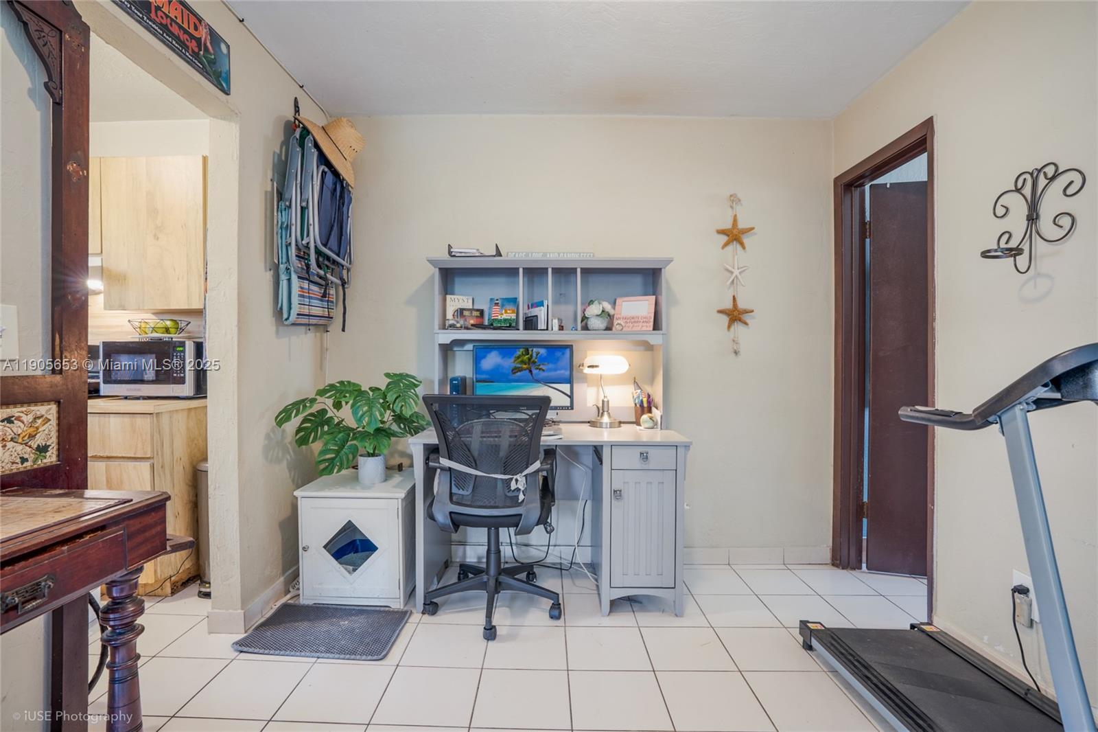   /  1926 sq. ft. $ 2025-10-30 0 Photo