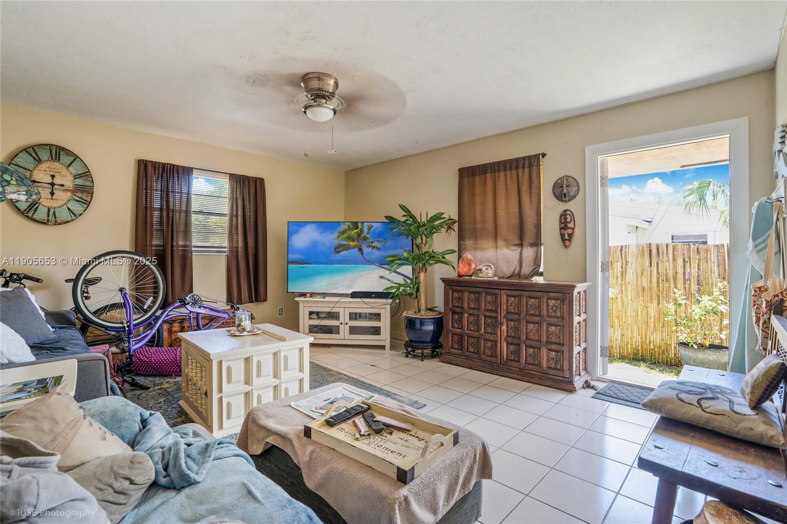   /  1926 sq. ft. $ 2025-10-30 0 Photo