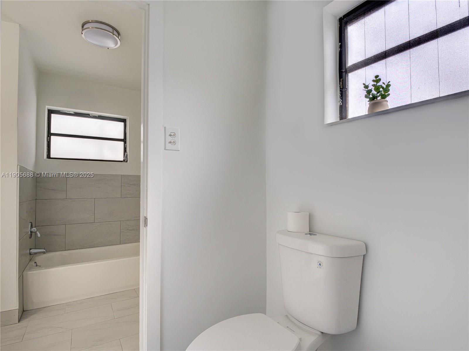 See details 2703 5 / 3 2856 sq. ft. $ 2025-10-30 0 Photo