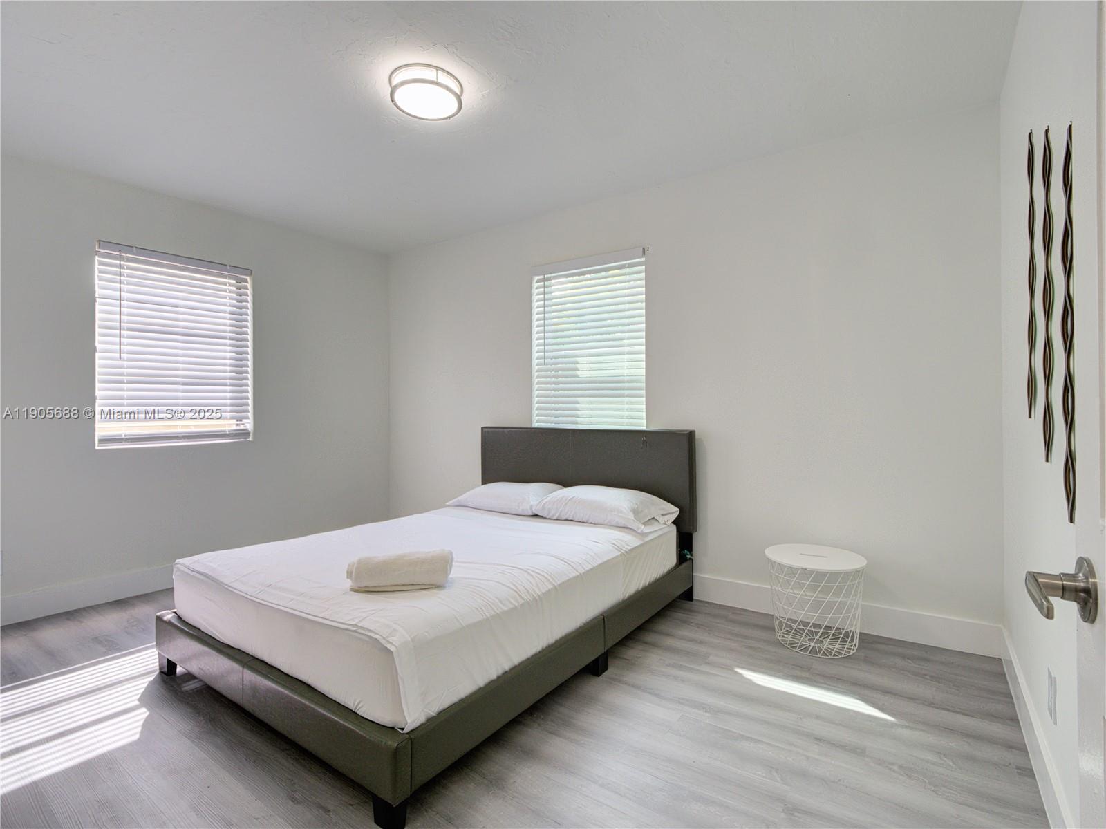 See details 2703 5 / 3 2856 sq. ft. $ 2025-10-30 0 Photo