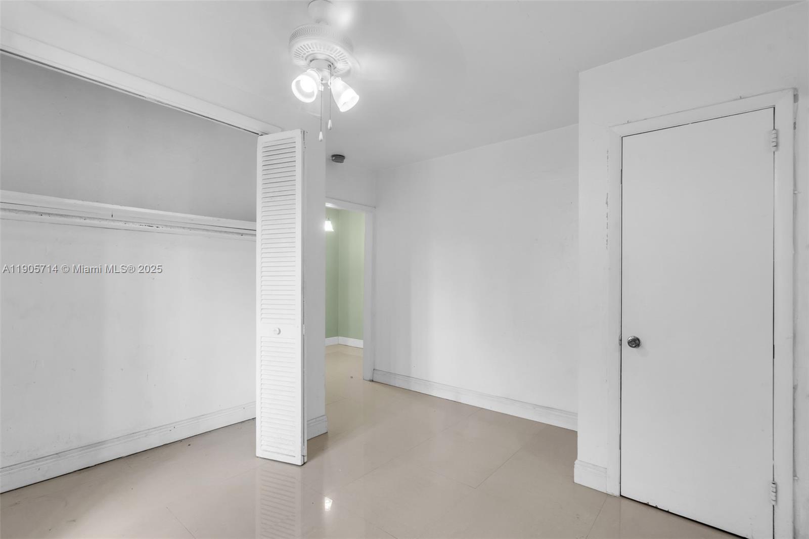   /  2356 sq. ft. $ 2025-10-30 0 Photo