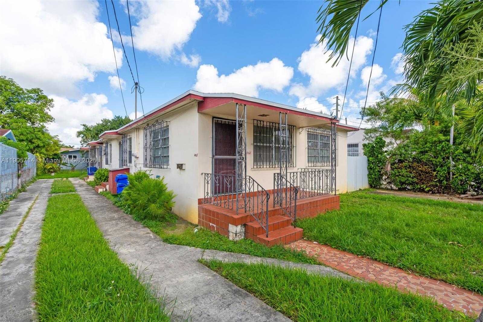   /  2356 sq. ft. $ 2025-10-30 0 Photo