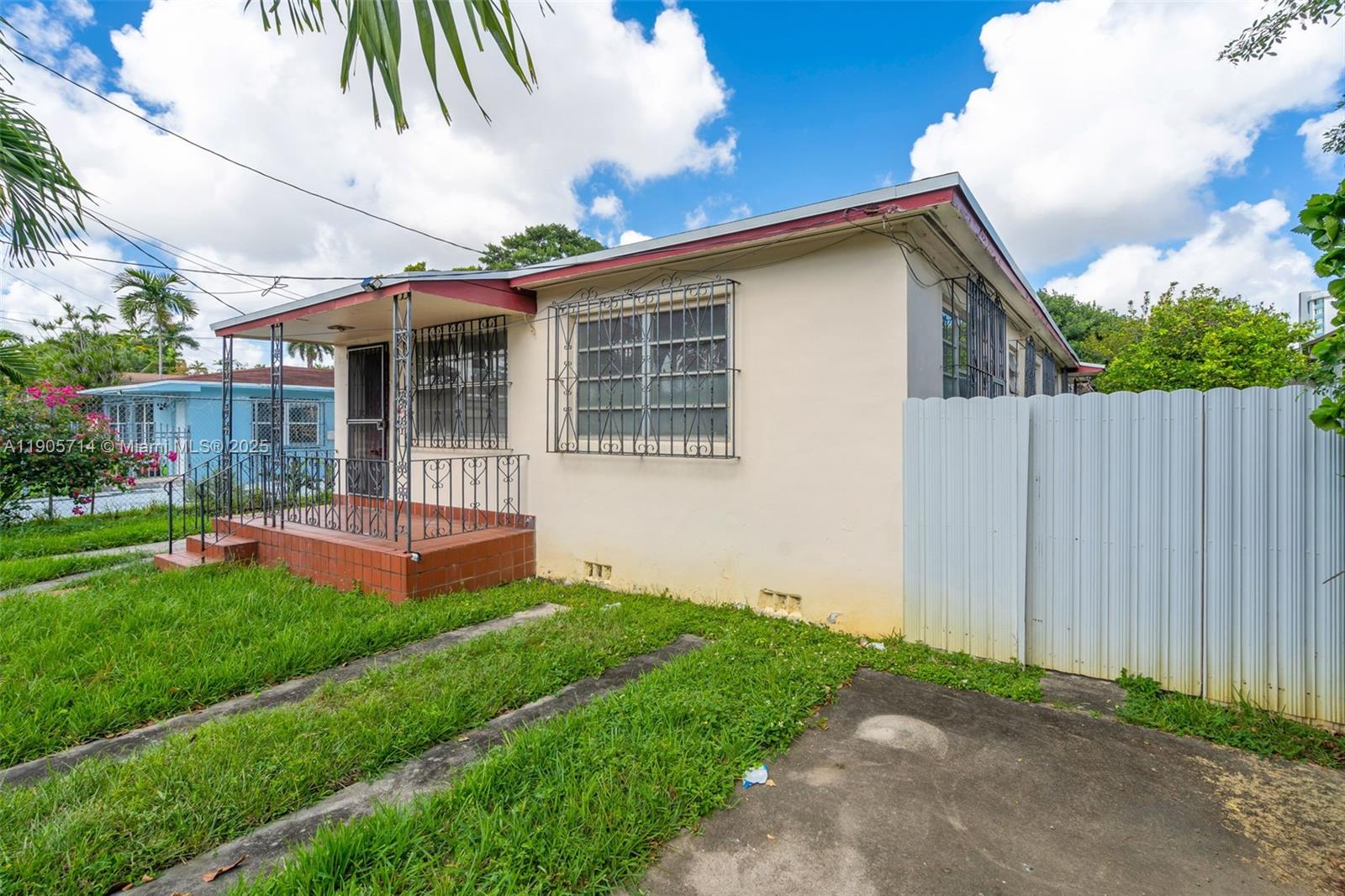   /  2356 sq. ft. $ 2025-10-30 0 Photo