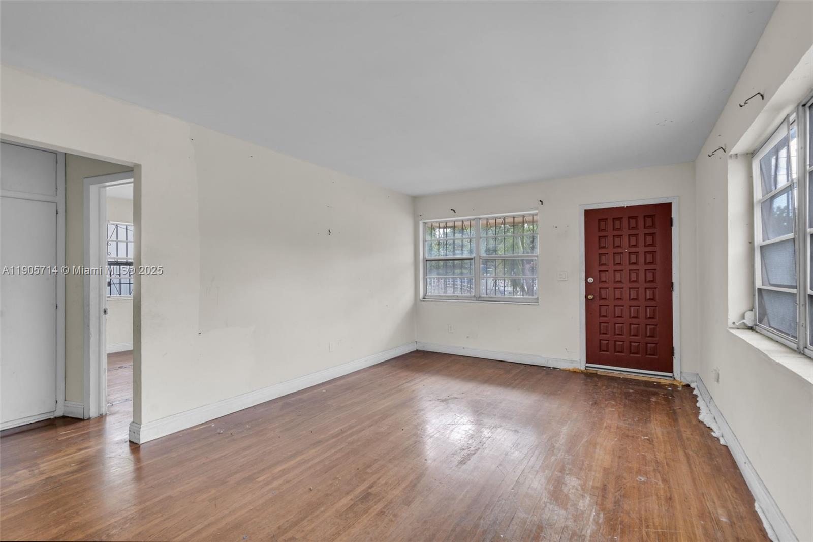   /  2356 sq. ft. $ 2025-10-30 0 Photo