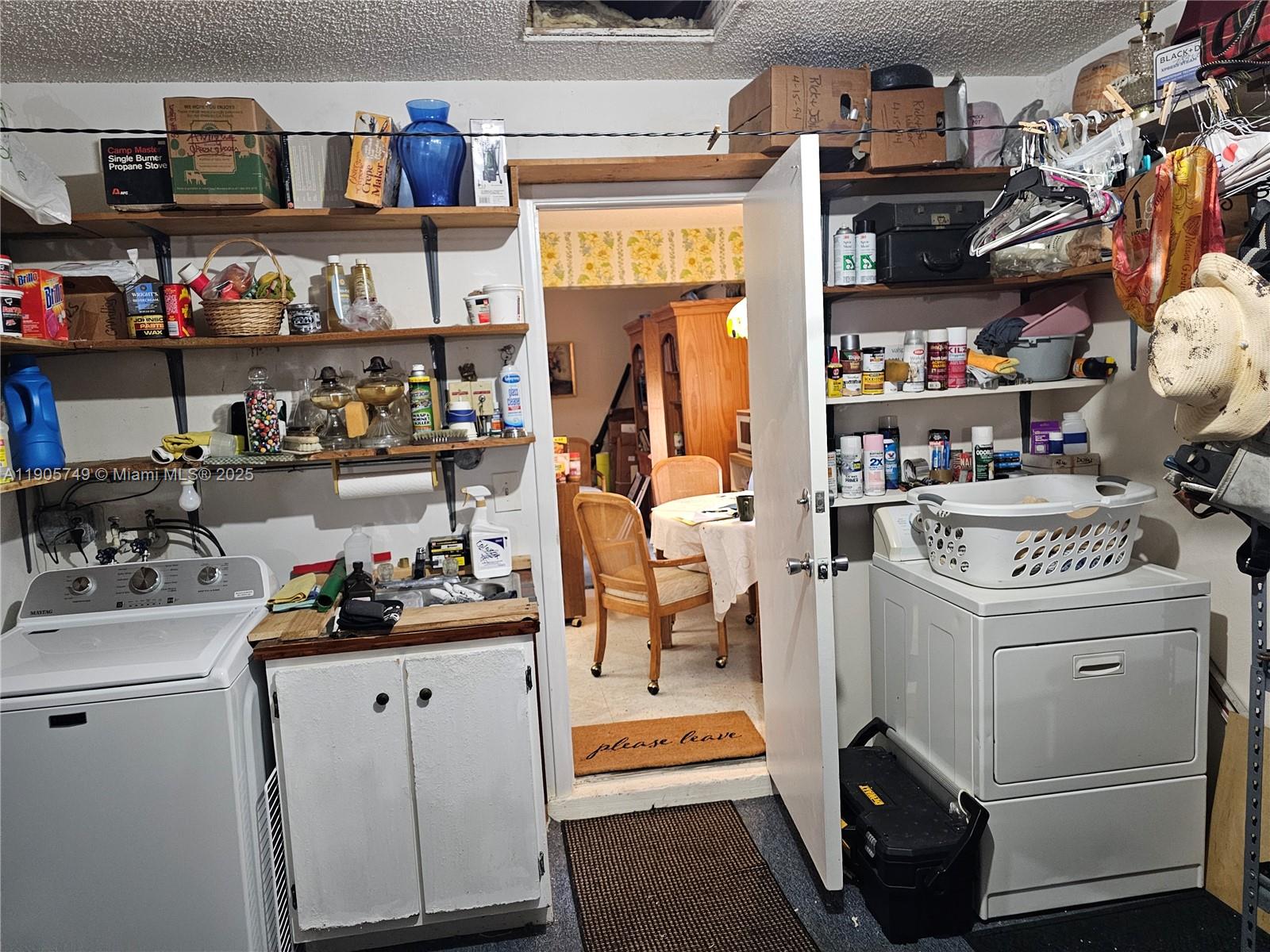 2300 2 / 2 1428 кв.футов $ 2025-10-30 0 Фото