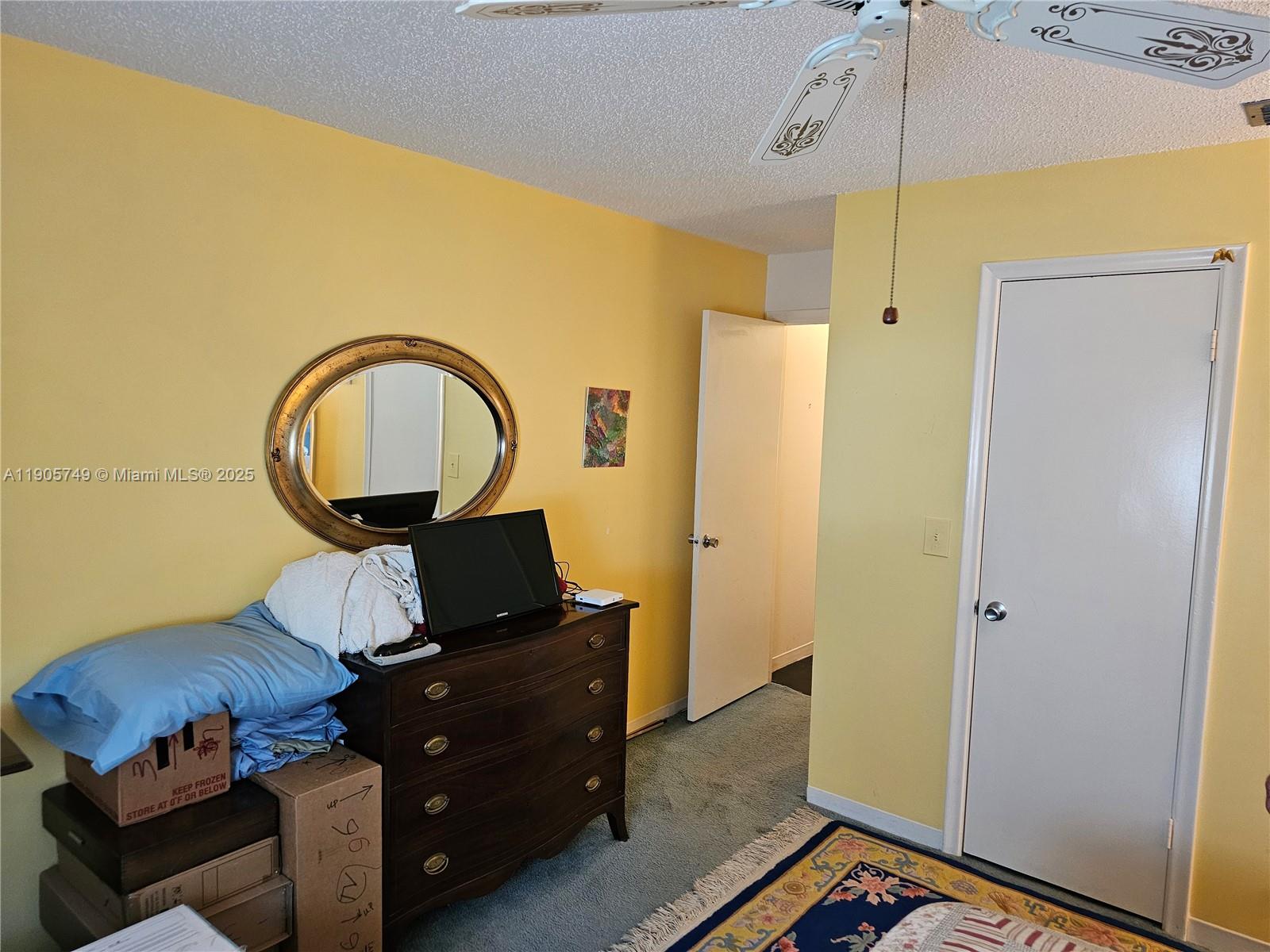 2300 2 / 2 1428 кв.футов $ 2025-10-30 0 Фото