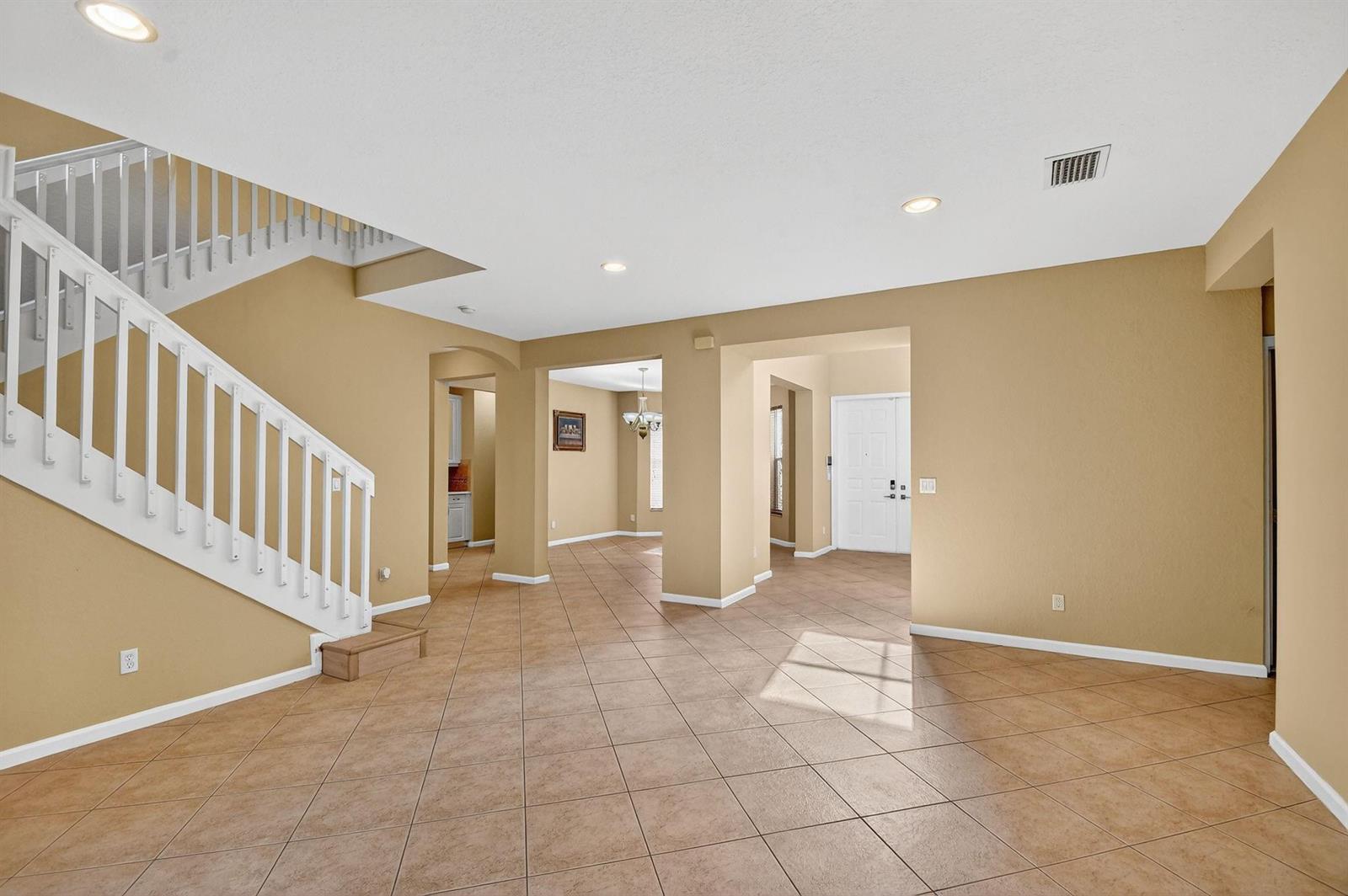 9393 7 / 5 4096 sq. ft. $ 2026-06-24 0 Photo
