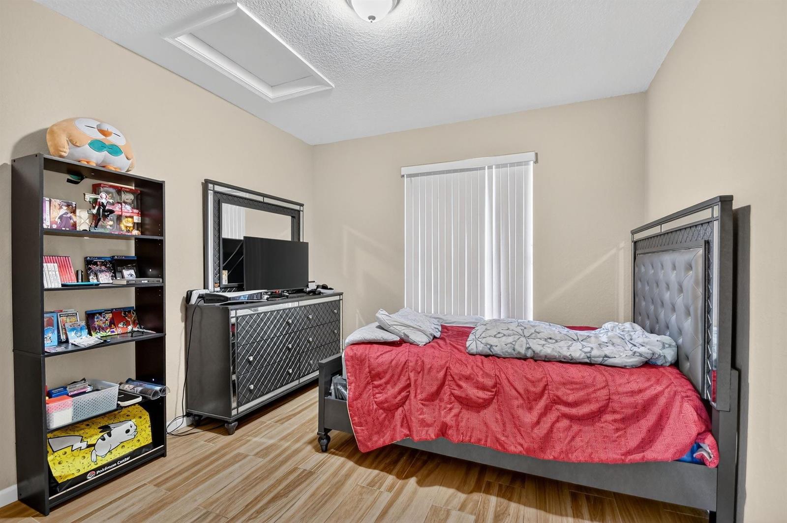 9393 7 / 5 4096 sq. ft. $ 2026-06-24 0 Photo