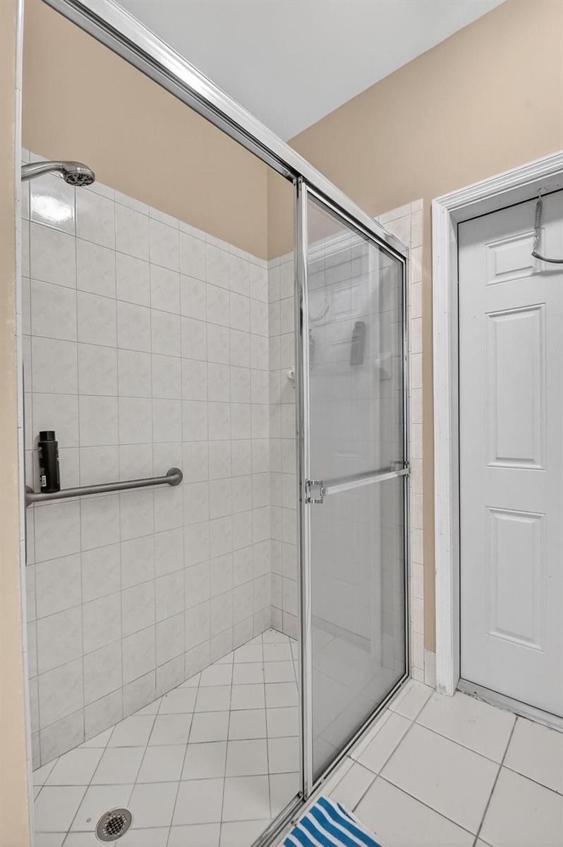 9393 7 / 5 4096 sq. ft. $ 2026-06-24 0 Photo