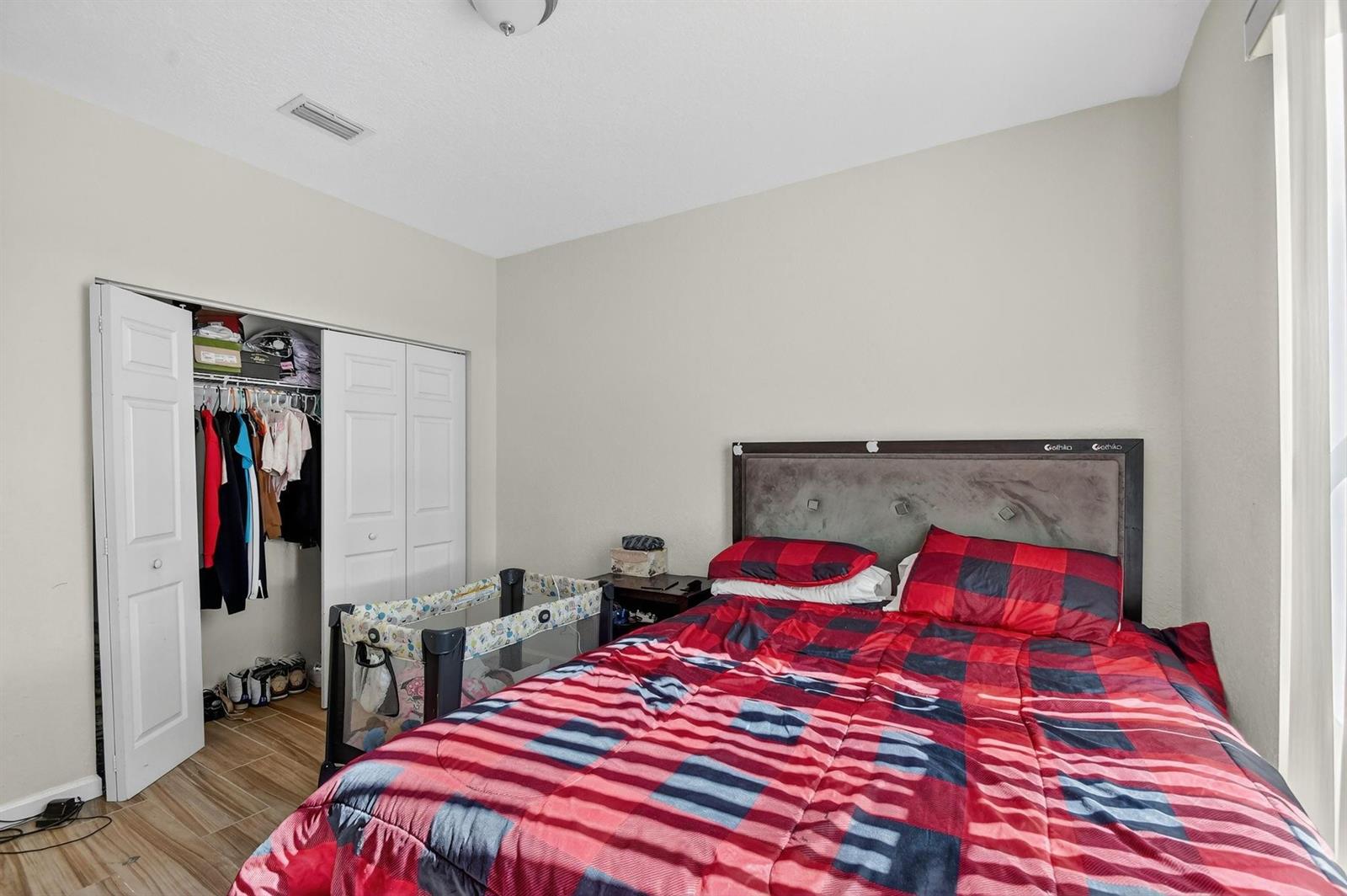 9393 7 / 5 4096 sq. ft. $ 2026-06-24 0 Photo