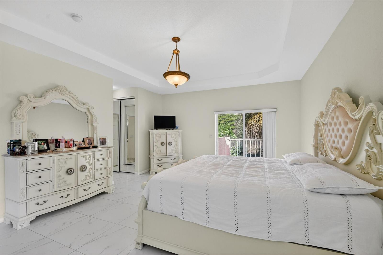 9393 7 / 5 4096 sq. ft. $ 2026-06-24 0 Photo