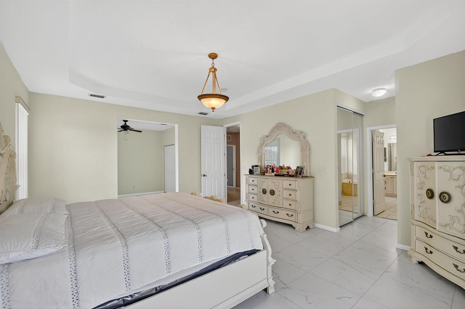 9393 7 / 5 4096 sq. ft. $ 2026-06-24 0 Photo