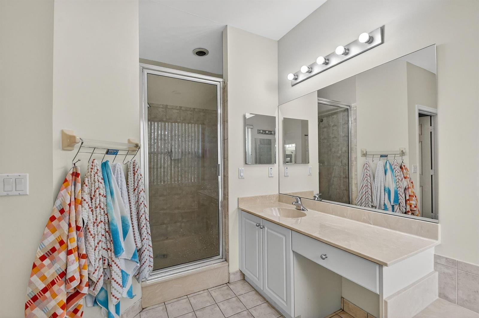 9393 7 / 5 4096 sq. ft. $ 2026-06-24 0 Photo