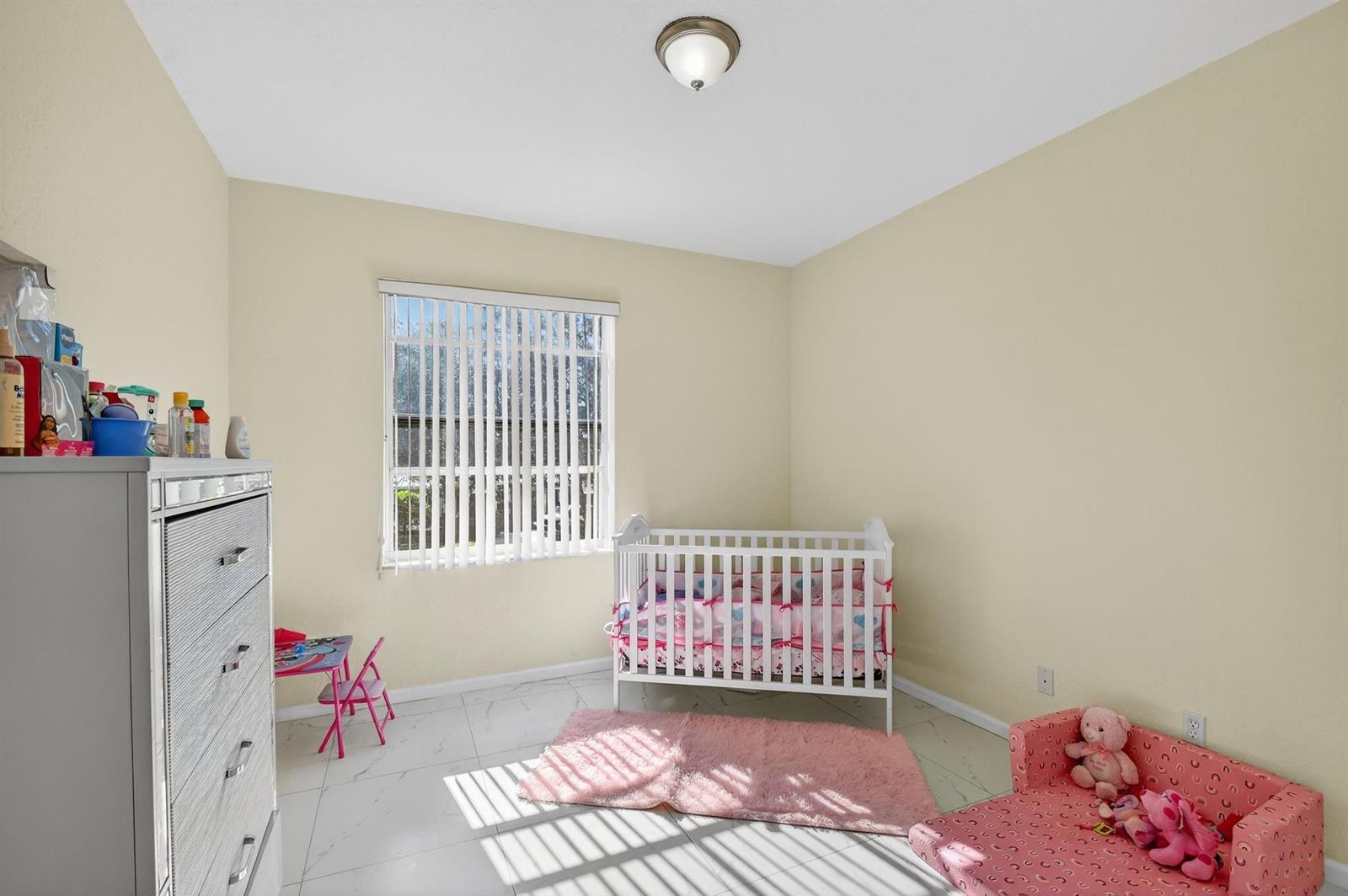 9393 7 / 5 4096 sq. ft. $ 2026-06-24 0 Photo