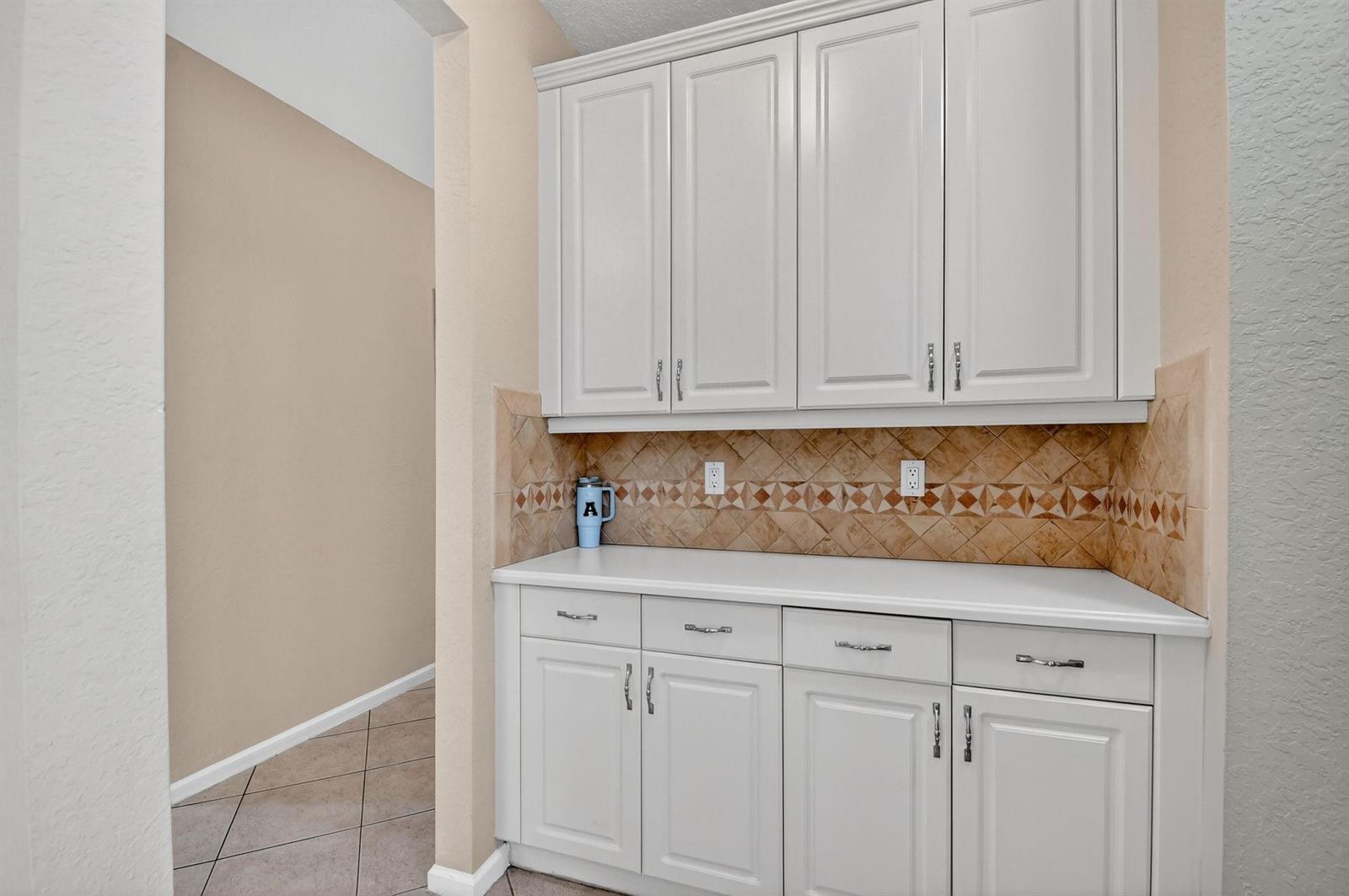 9393 7 / 5 4096 sq. ft. $ 2026-06-24 0 Photo