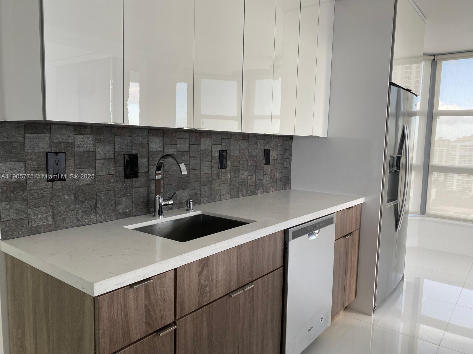 Photo of 19101 Mystic Pointe Dr  #2306, Aventura, Florida, 33180 - 