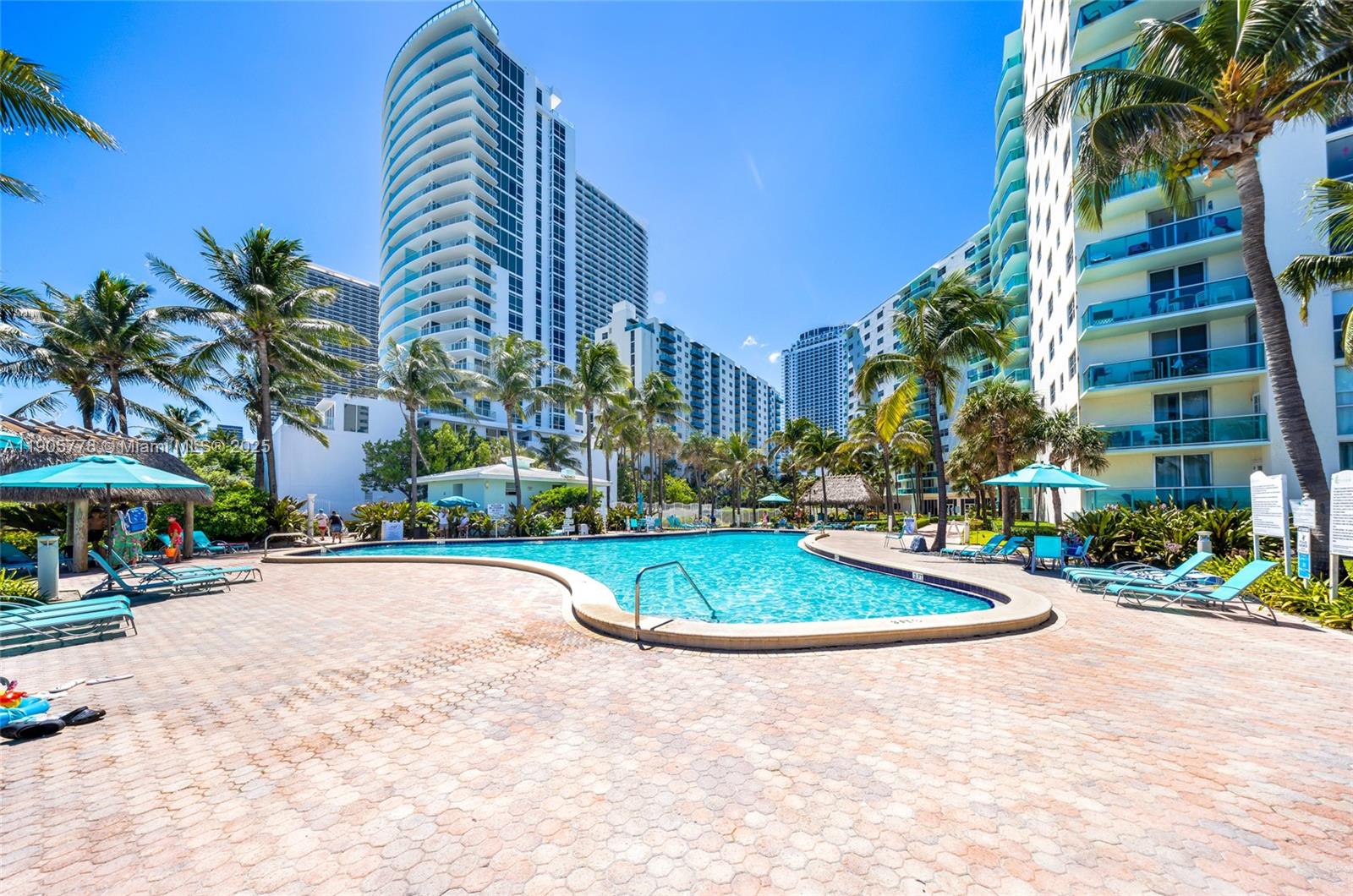 Photo of 3801 Ocean Dr  #15R, Hollywood, Florida, 33019 - 