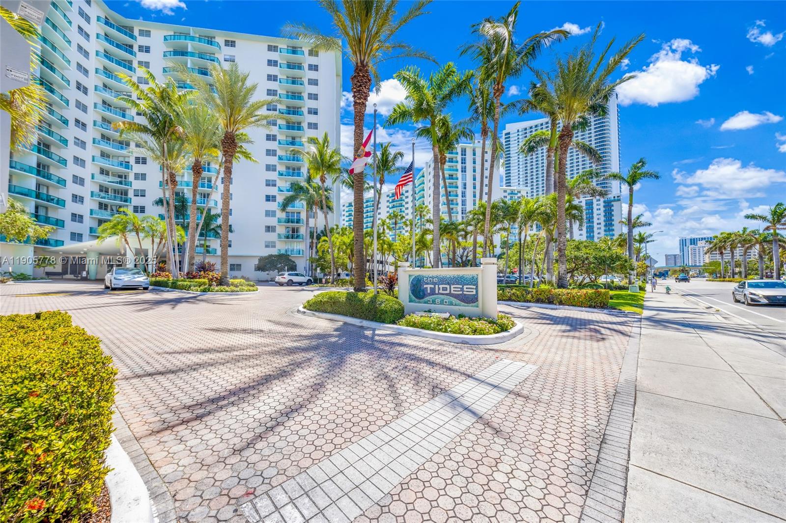 Photo of 3801 Ocean Dr  #15R, Hollywood, Florida, 33019 - 