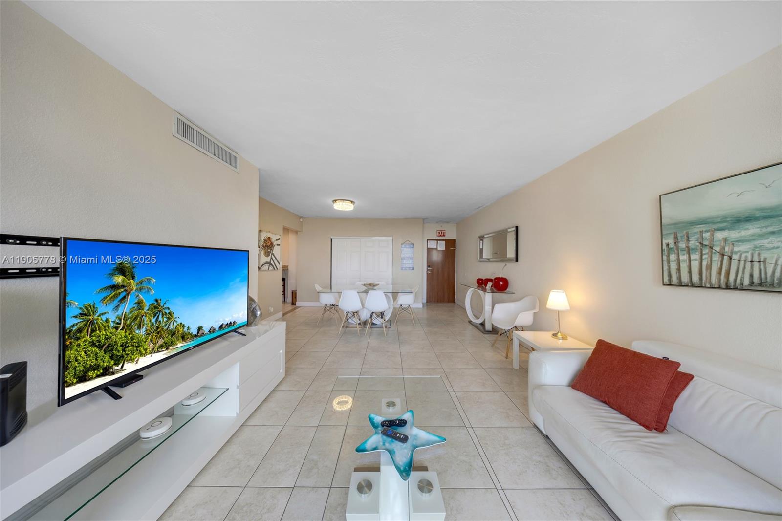 Photo of 3801 Ocean Dr  #15R, Hollywood, Florida, 33019 - 