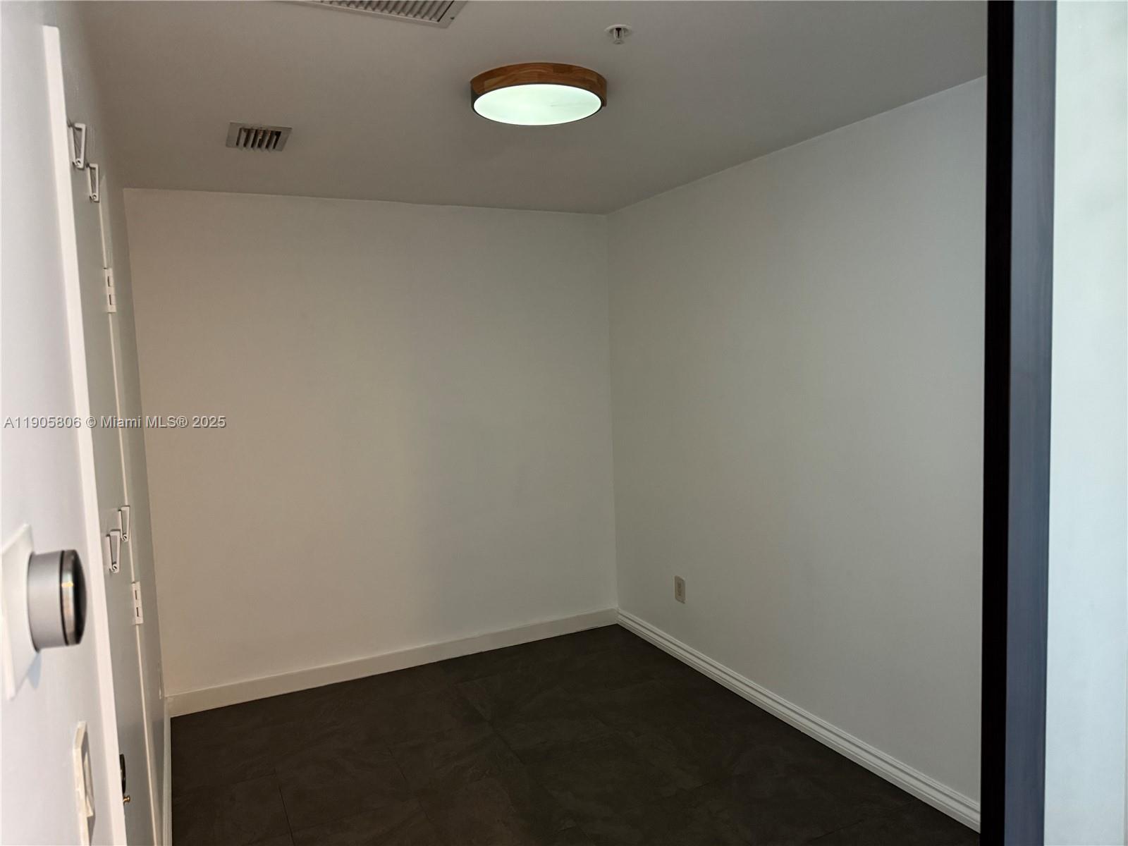 Photo of 1945 Ocean Dr #2311, Hallandale Beach, Florida, 33009 -