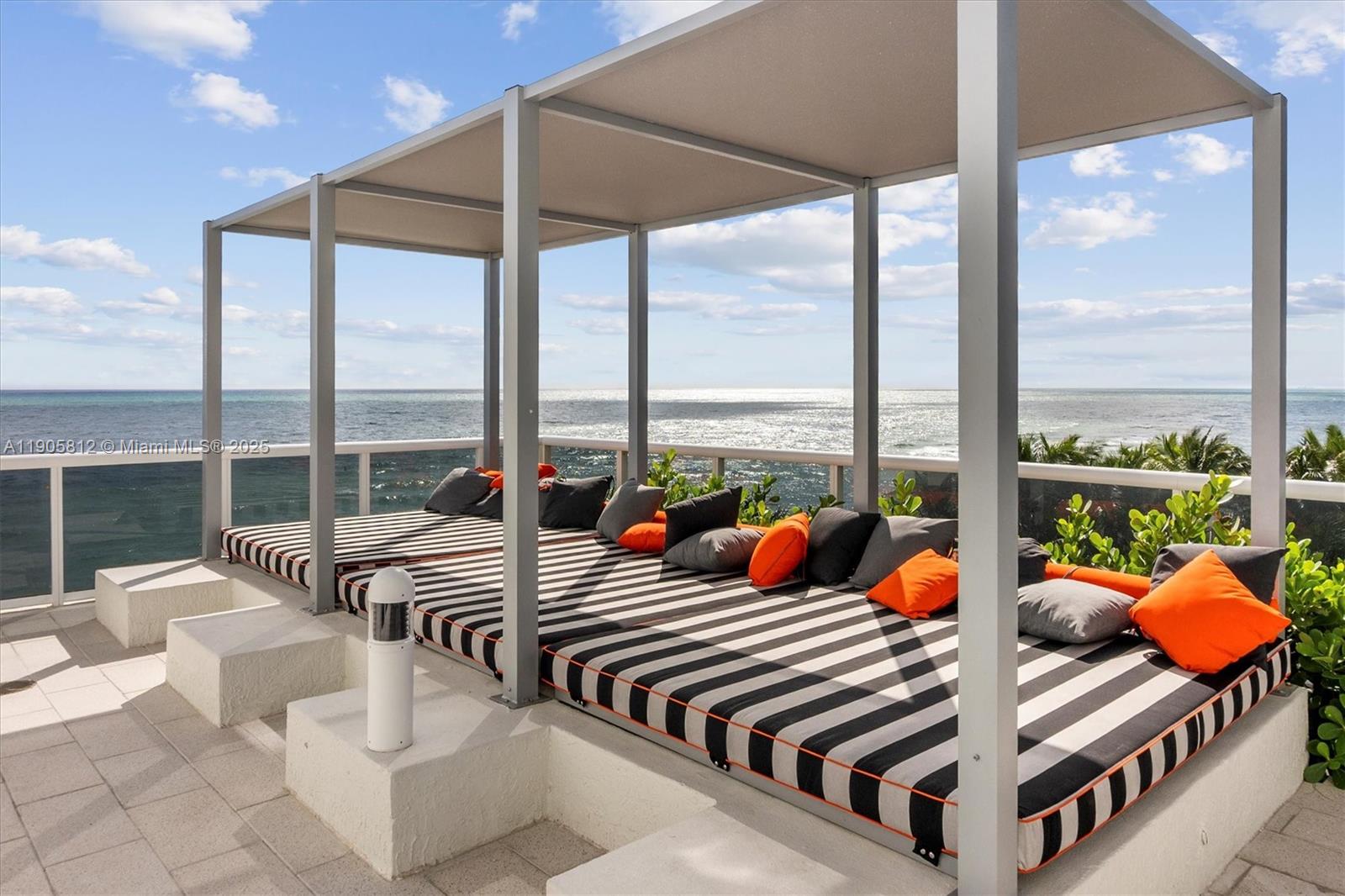 See details 3405 2 / 2 1463 sq. ft. $ 2025-10-30 0 Photo