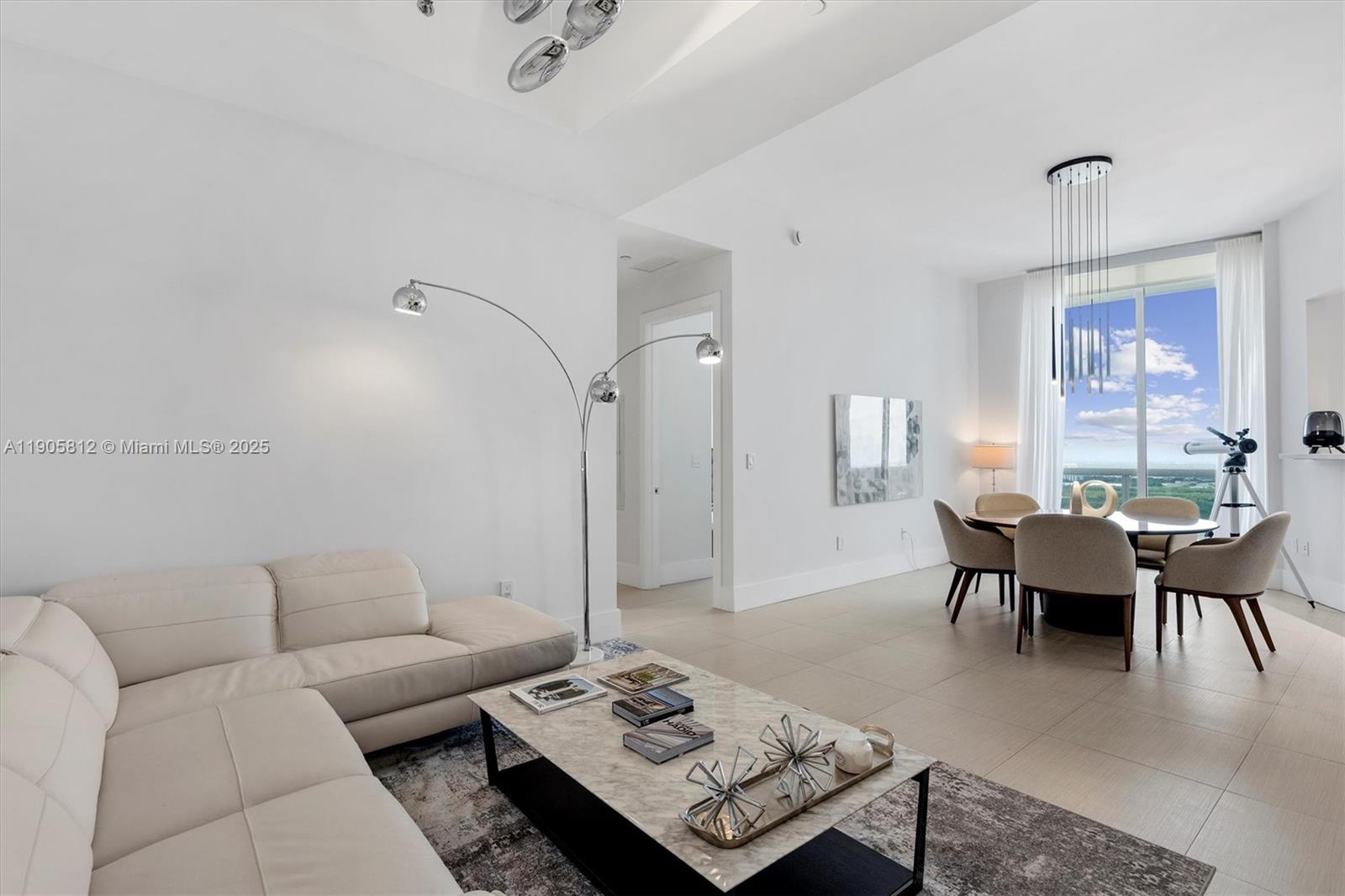 See details 3405 2 / 2 1463 sq. ft. $ 2025-10-30 0 Photo