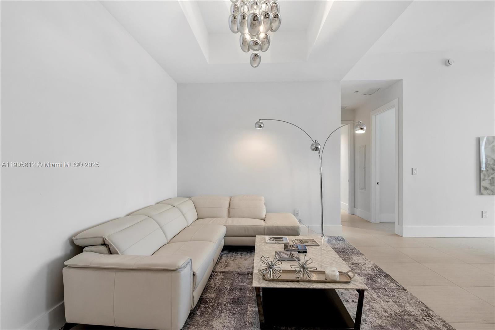 See details 3405 2 / 2 1463 sq. ft. $ 2025-10-30 0 Photo