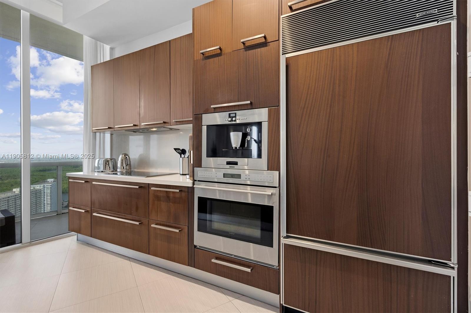 See details 3405 2 / 2 1463 sq. ft. $ 2025-10-30 0 Photo