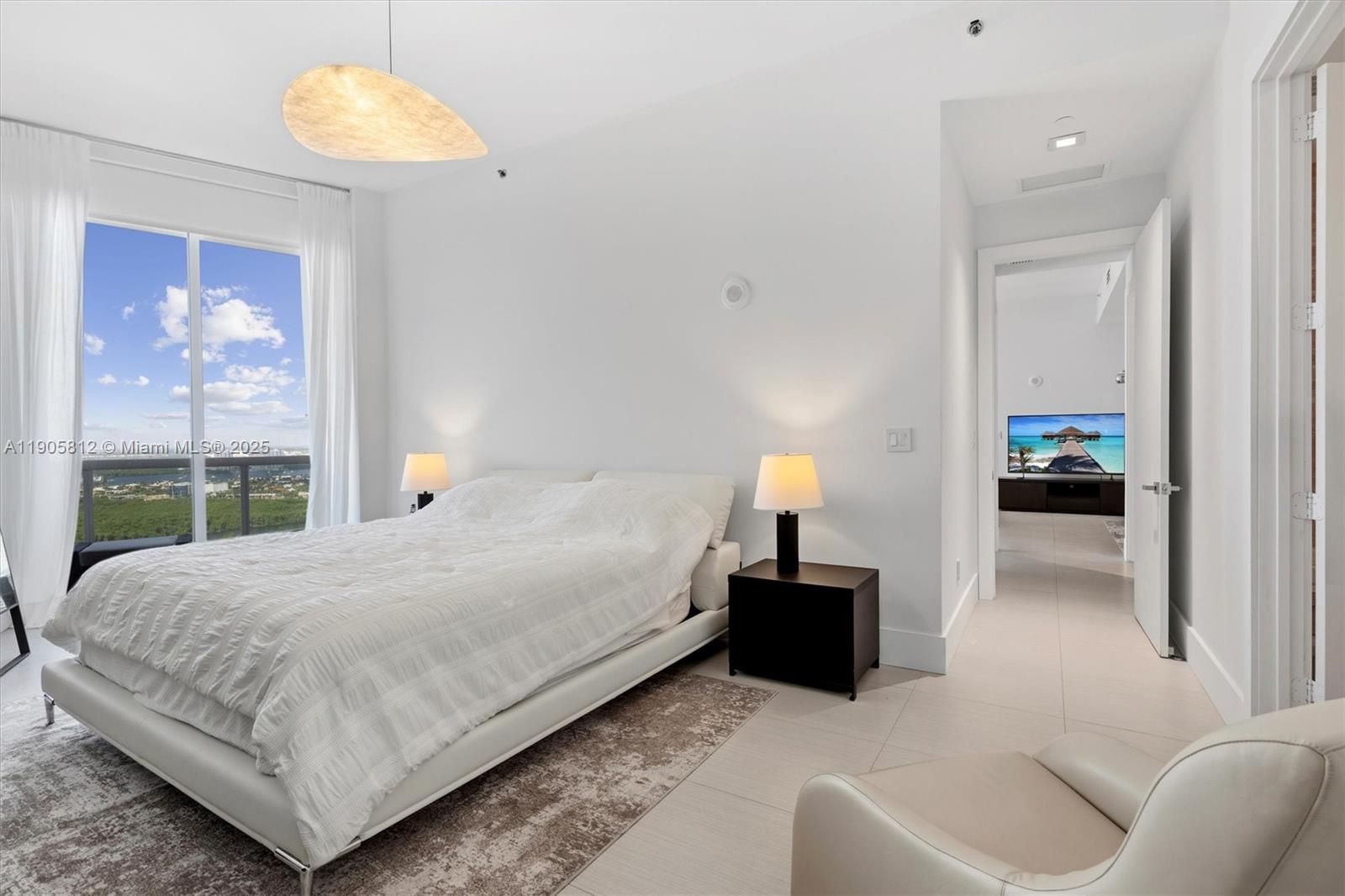 See details 3405 2 / 2 1463 sq. ft. $ 2025-10-30 0 Photo