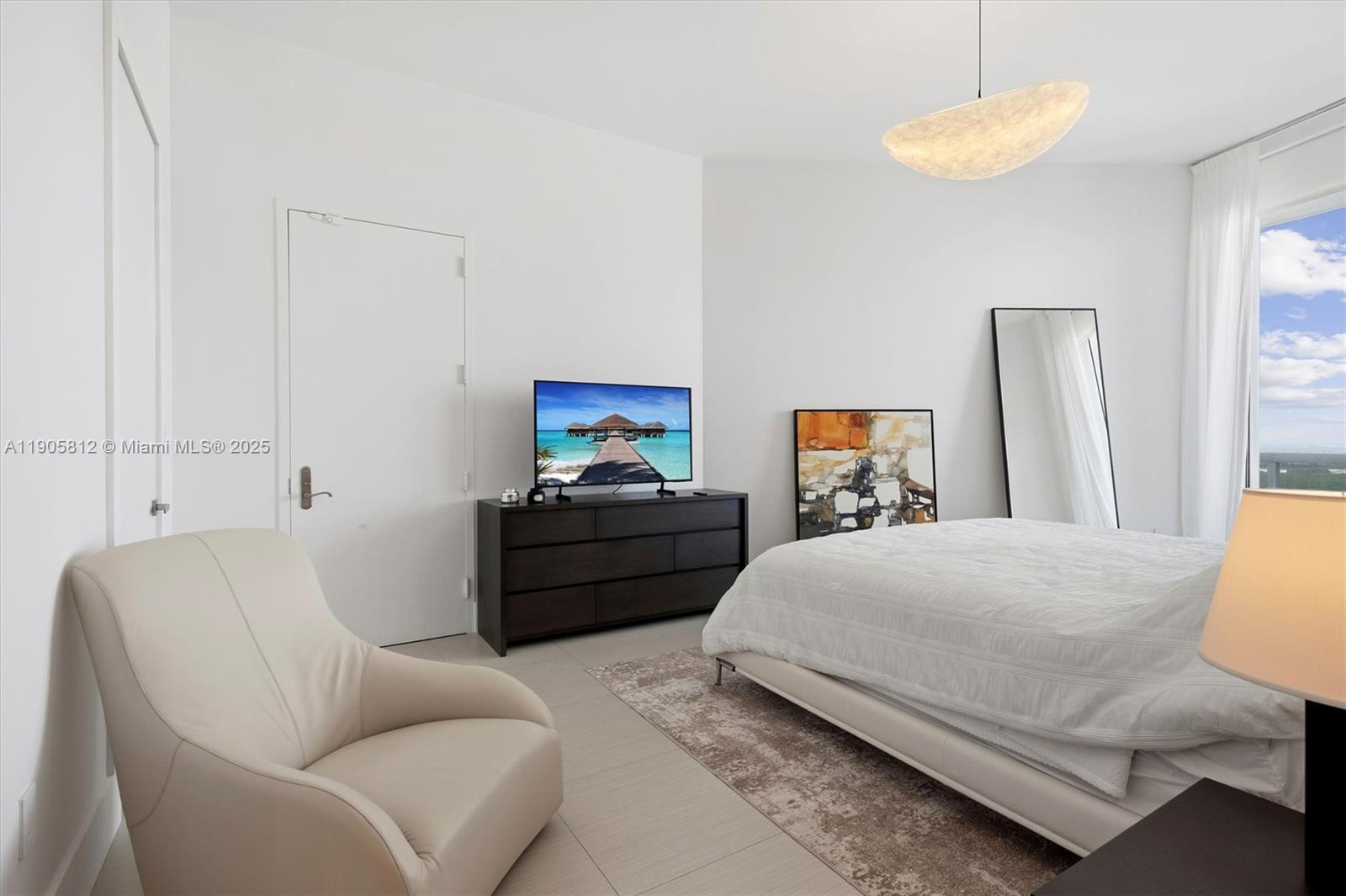 See details 3405 2 / 2 1463 sq. ft. $ 2025-10-30 0 Photo