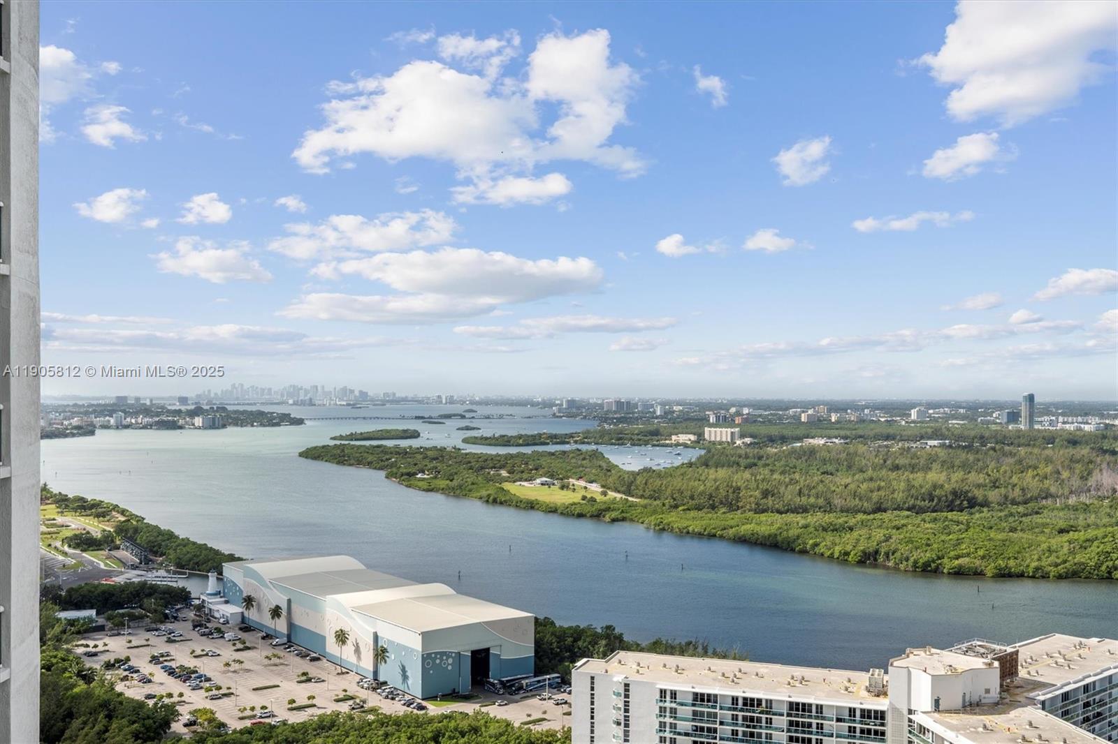 See details 3405 2 / 2 1463 sq. ft. $ 2025-10-30 0 Photo