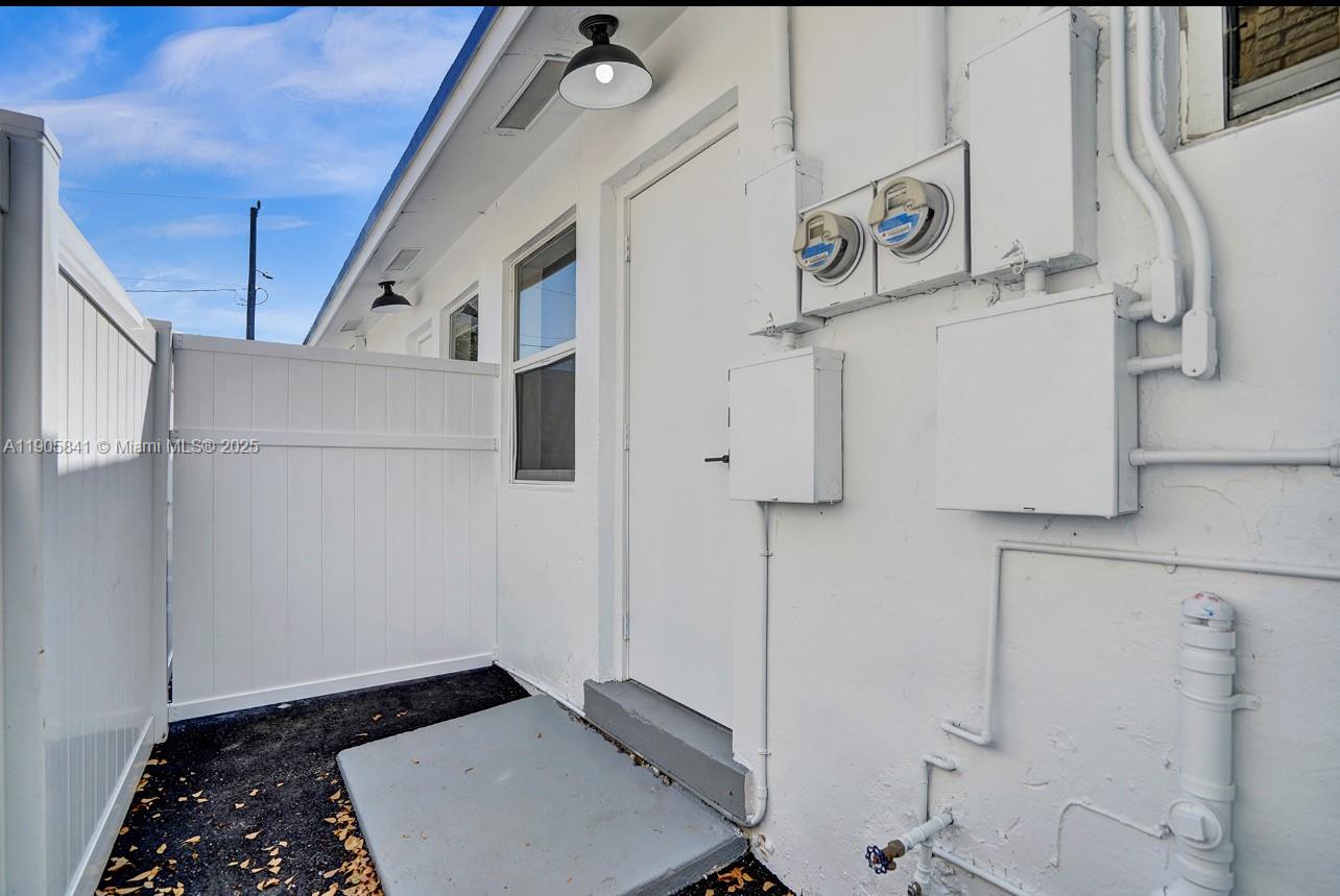   /  1382 sq. ft. $ 2025-10-31 0 Photo