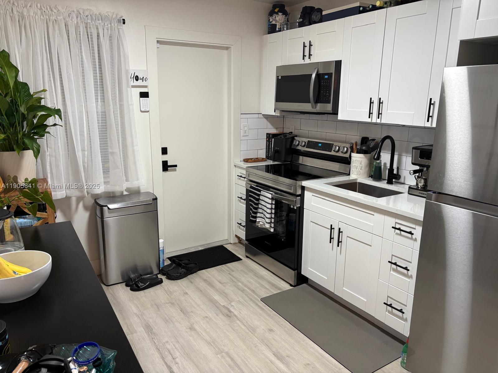   /  1382 sq. ft. $ 2025-10-31 0 Photo