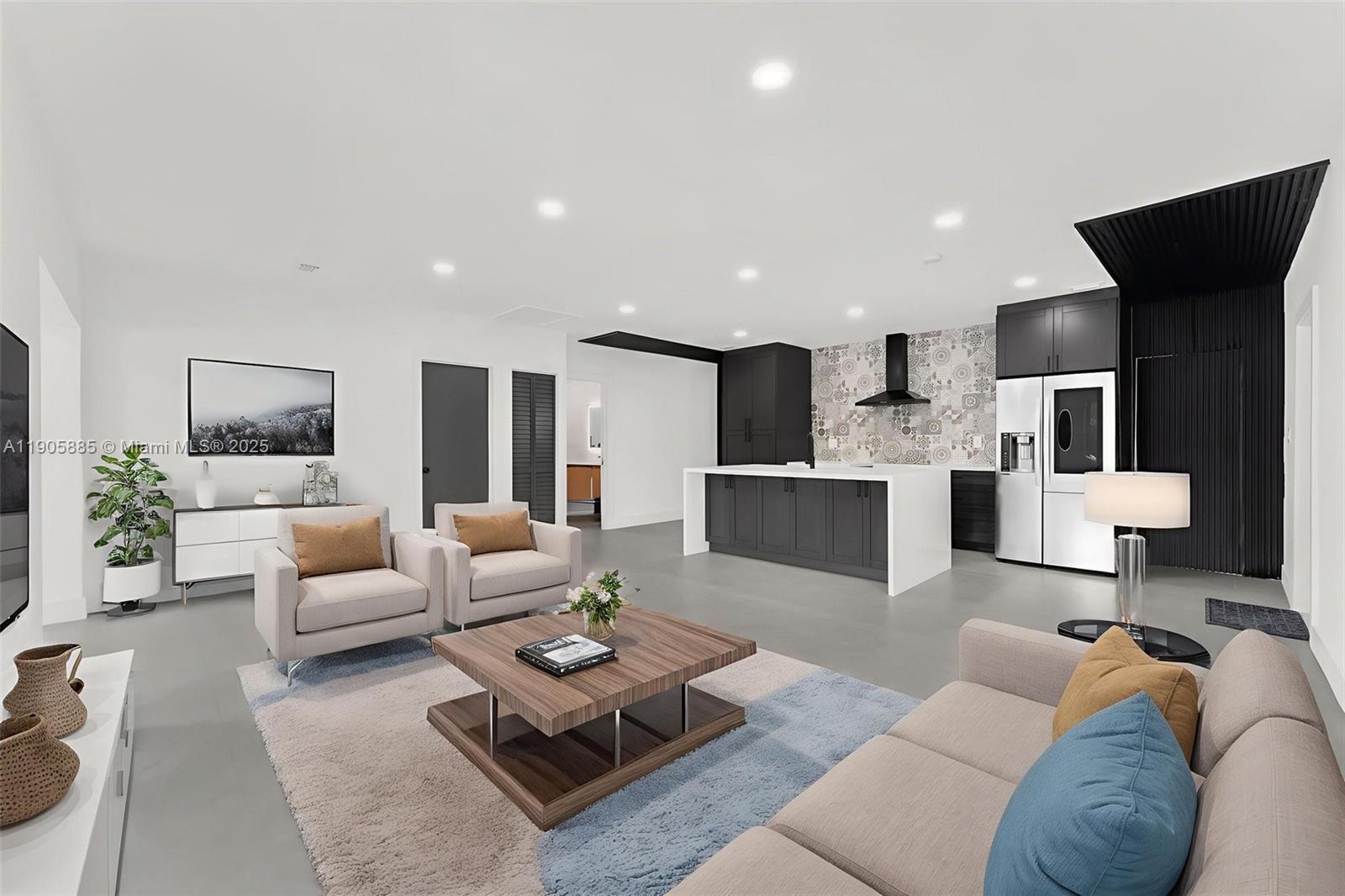   /  1600 sq. ft. $ 2025-10-31 0 foto