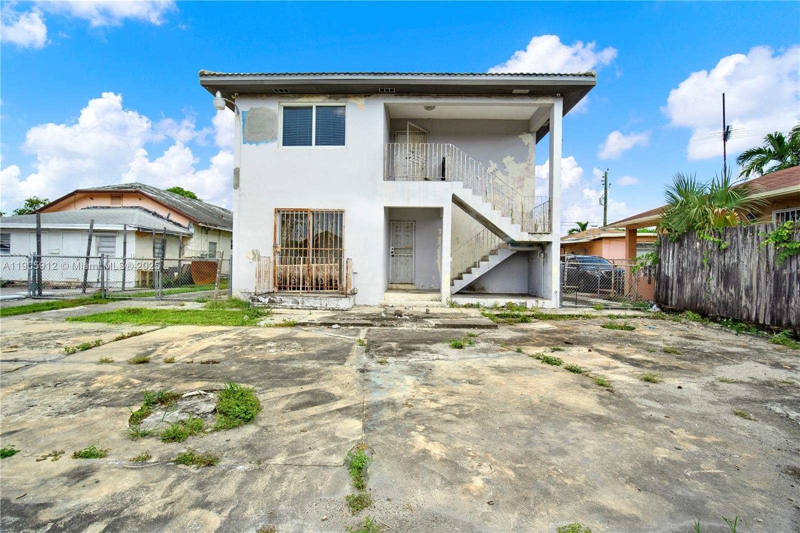 See details   /  3380 sq. ft. $ 2025-10-31 0 Photo