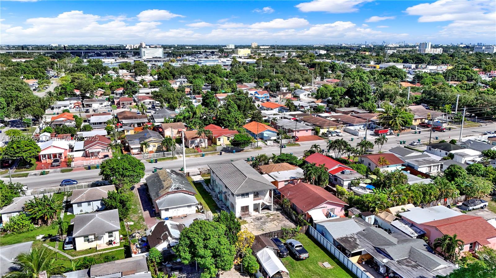 See details   /  3380 sq. ft. $ 2025-10-31 0 Photo