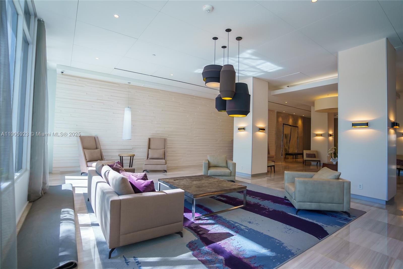 222 2 / 2 1357 sq. ft. $ 2025-10-31 0 Photo