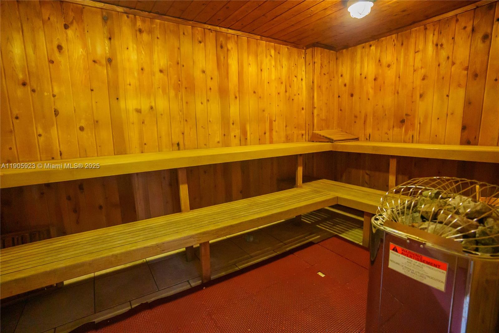 222 2 / 2 1357 sq. ft. $ 2025-10-31 0 Photo