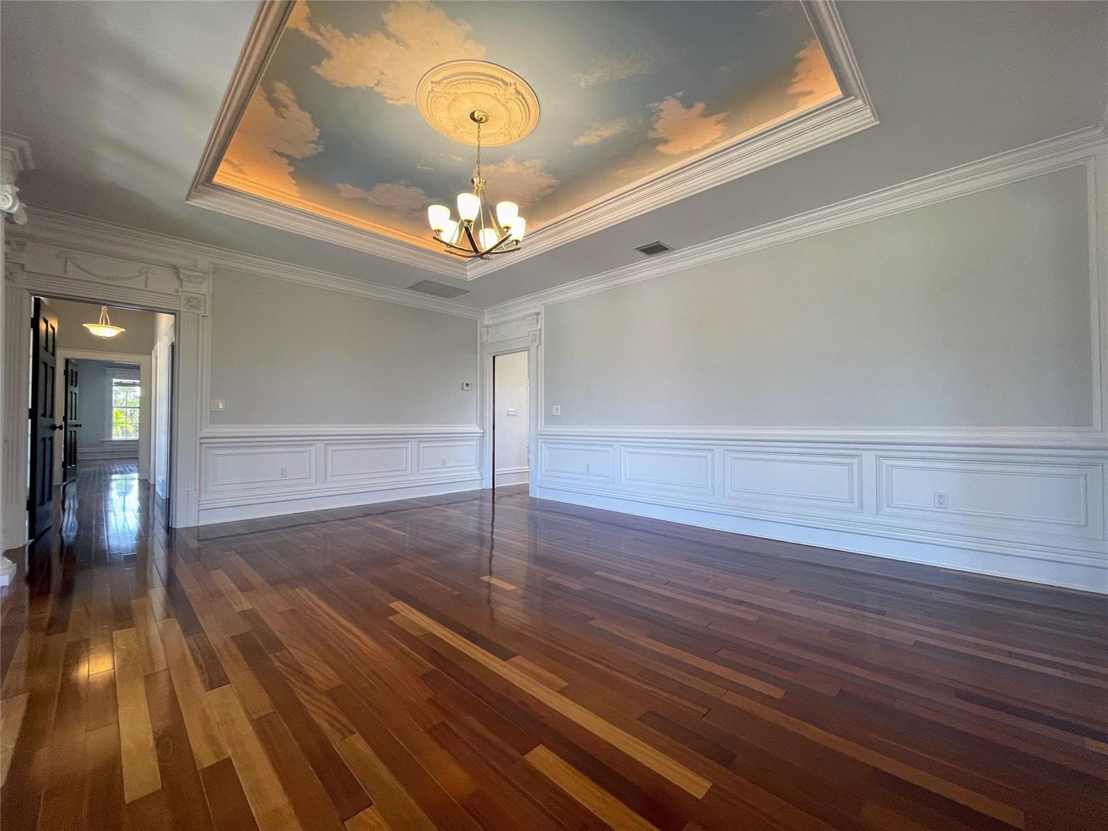   / 0 3800 sq. ft. $ 2026-06-19 0 foto