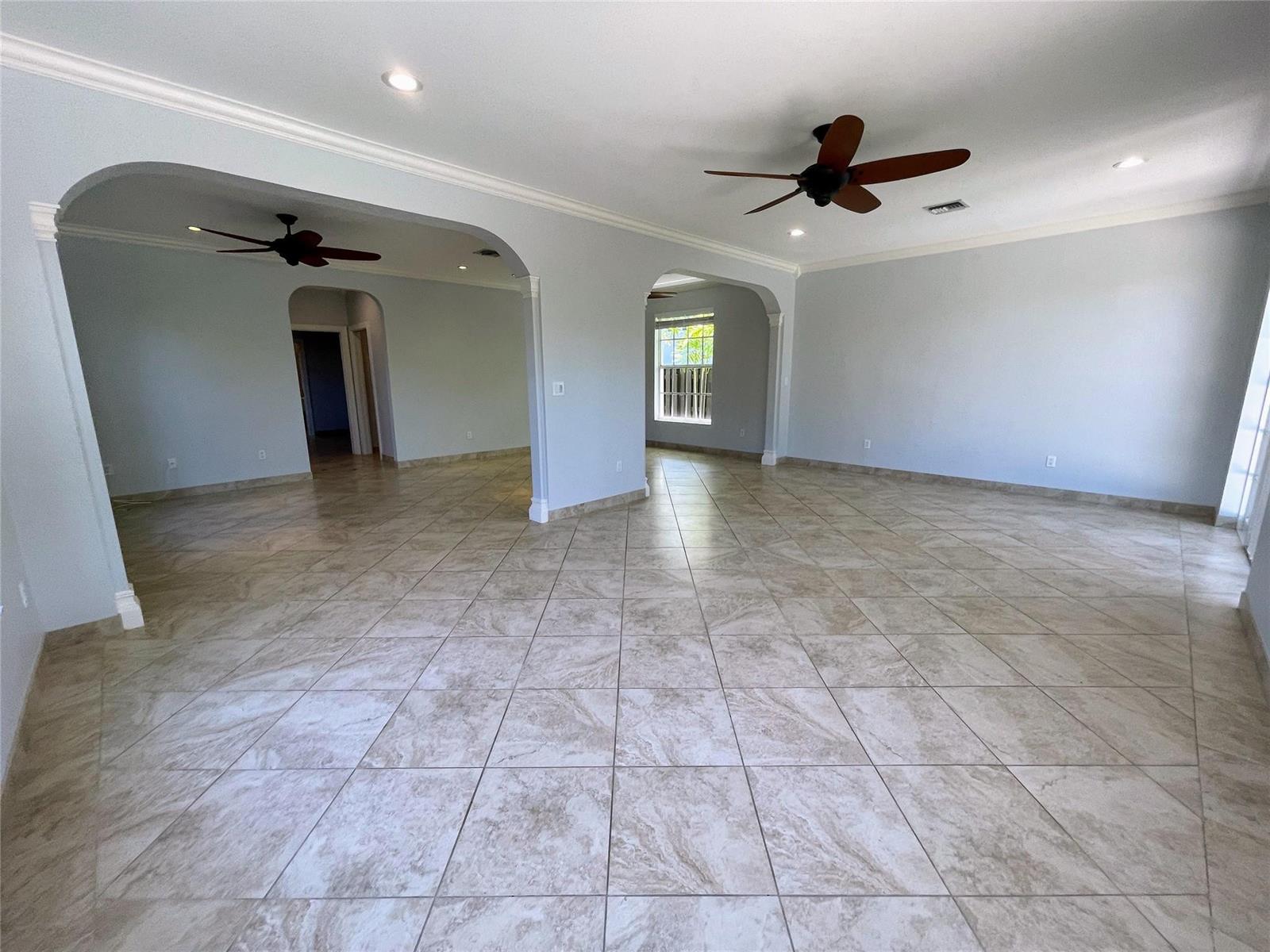   / 0 3800 sq. ft. $ 2026-06-19 0 foto
