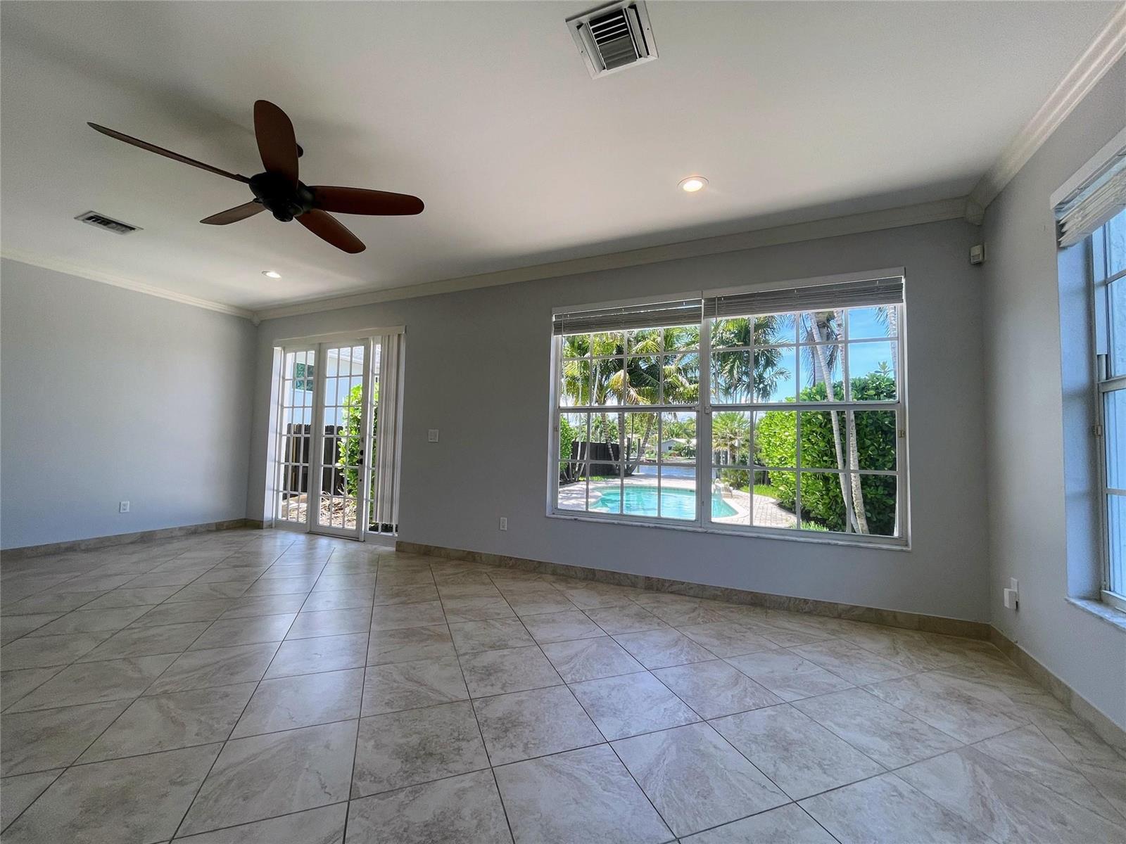  / 0 3800 sq. ft. $ 2026-06-19 0 foto
