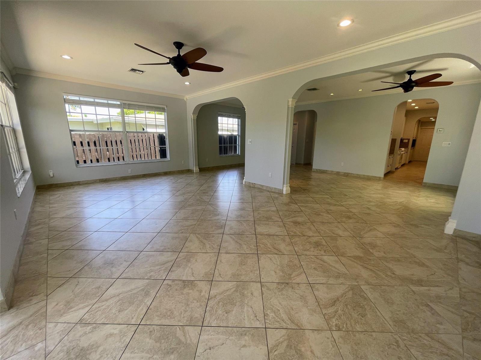   / 0 3800 sq. ft. $ 2026-06-19 0 foto