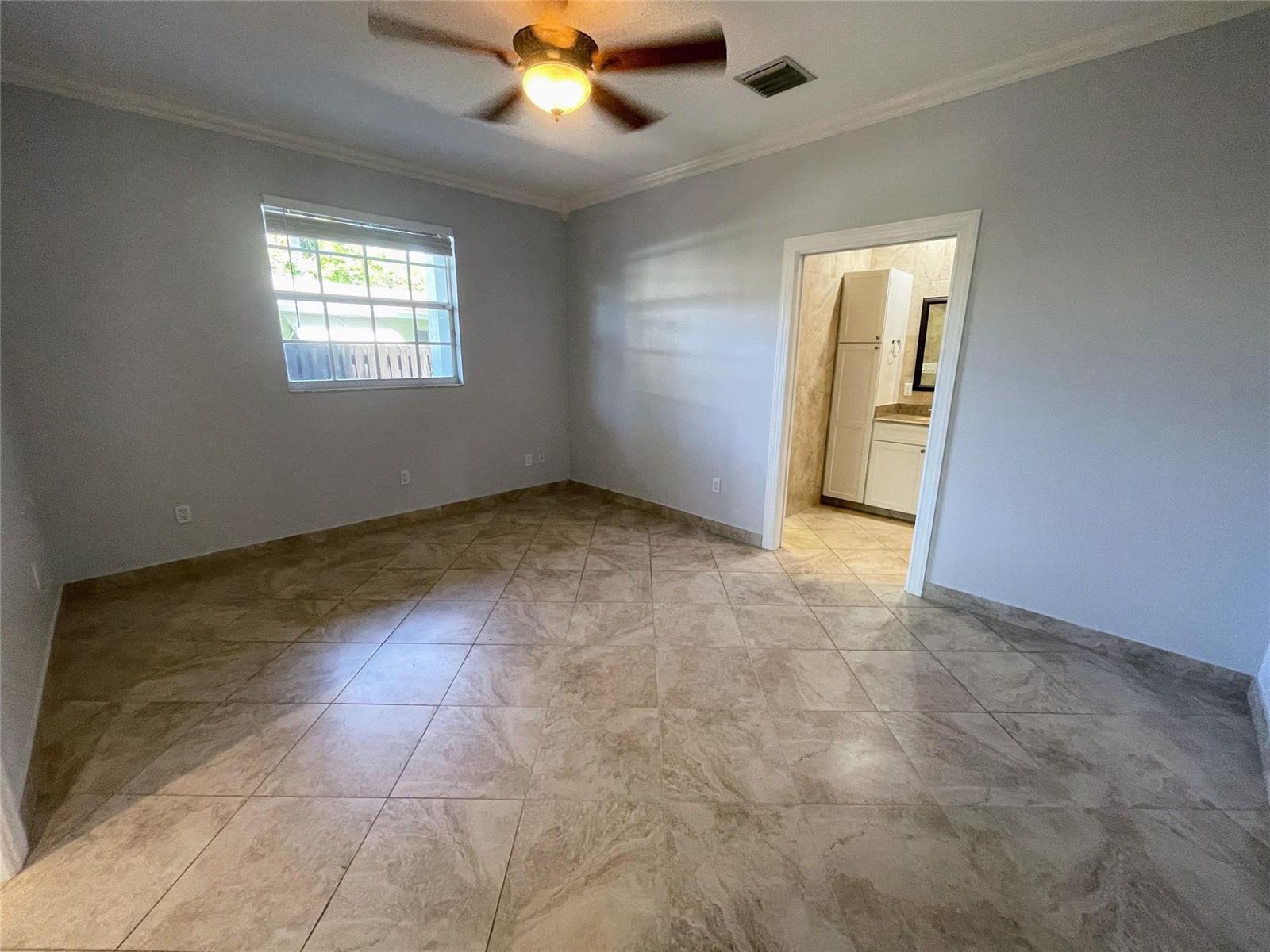   / 0 3800 sq. ft. $ 2026-06-19 0 foto