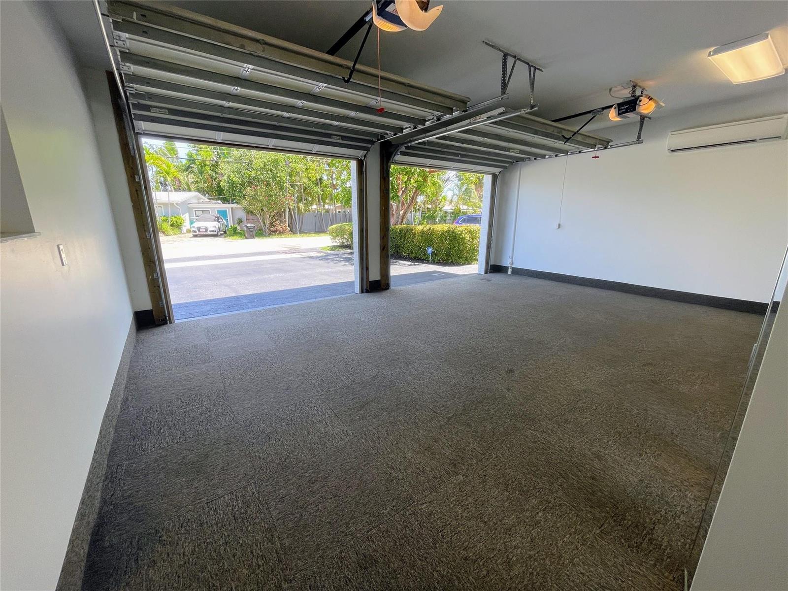   / 0 3800 sq. ft. $ 2026-06-19 0 foto