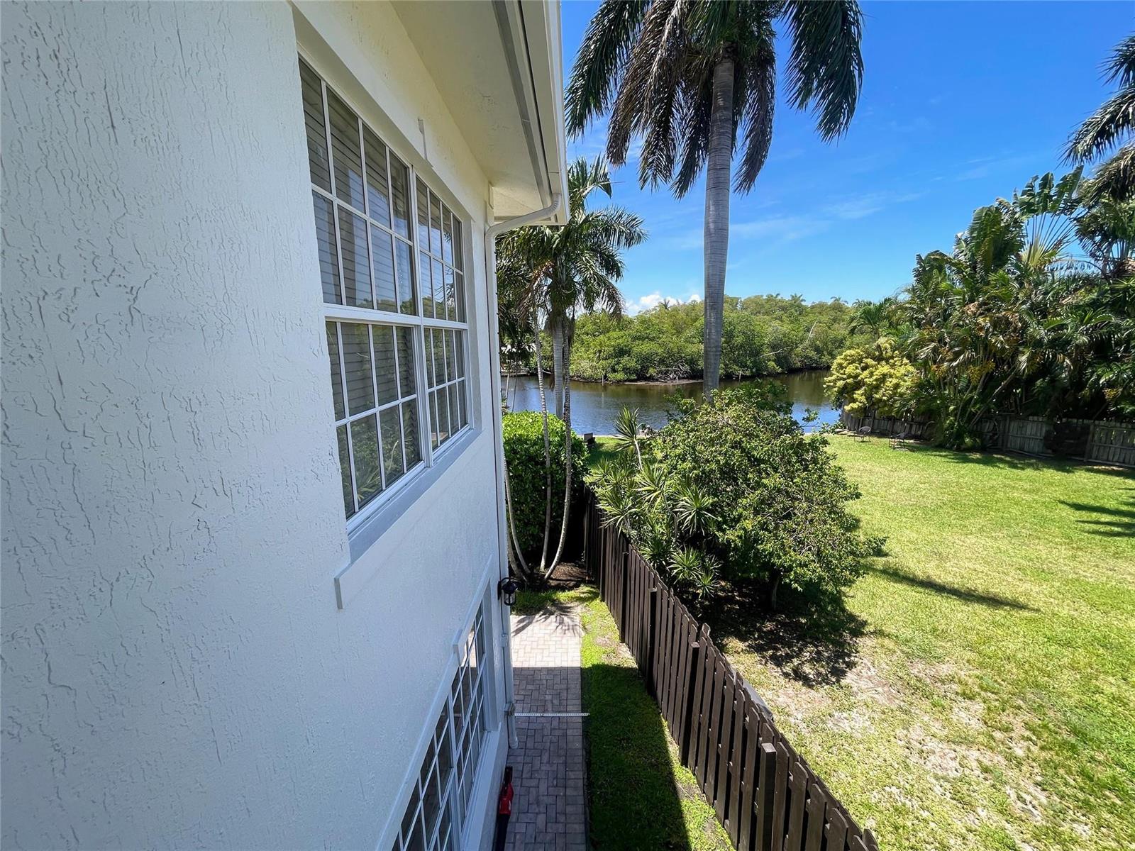   / 0 3800 sq. ft. $ 2026-06-19 0 foto