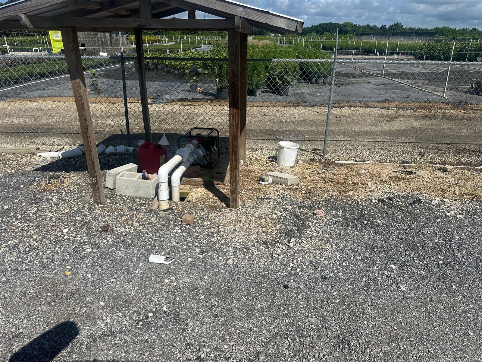 See details / sq. ft. $ 2025-10-31 0 Photo