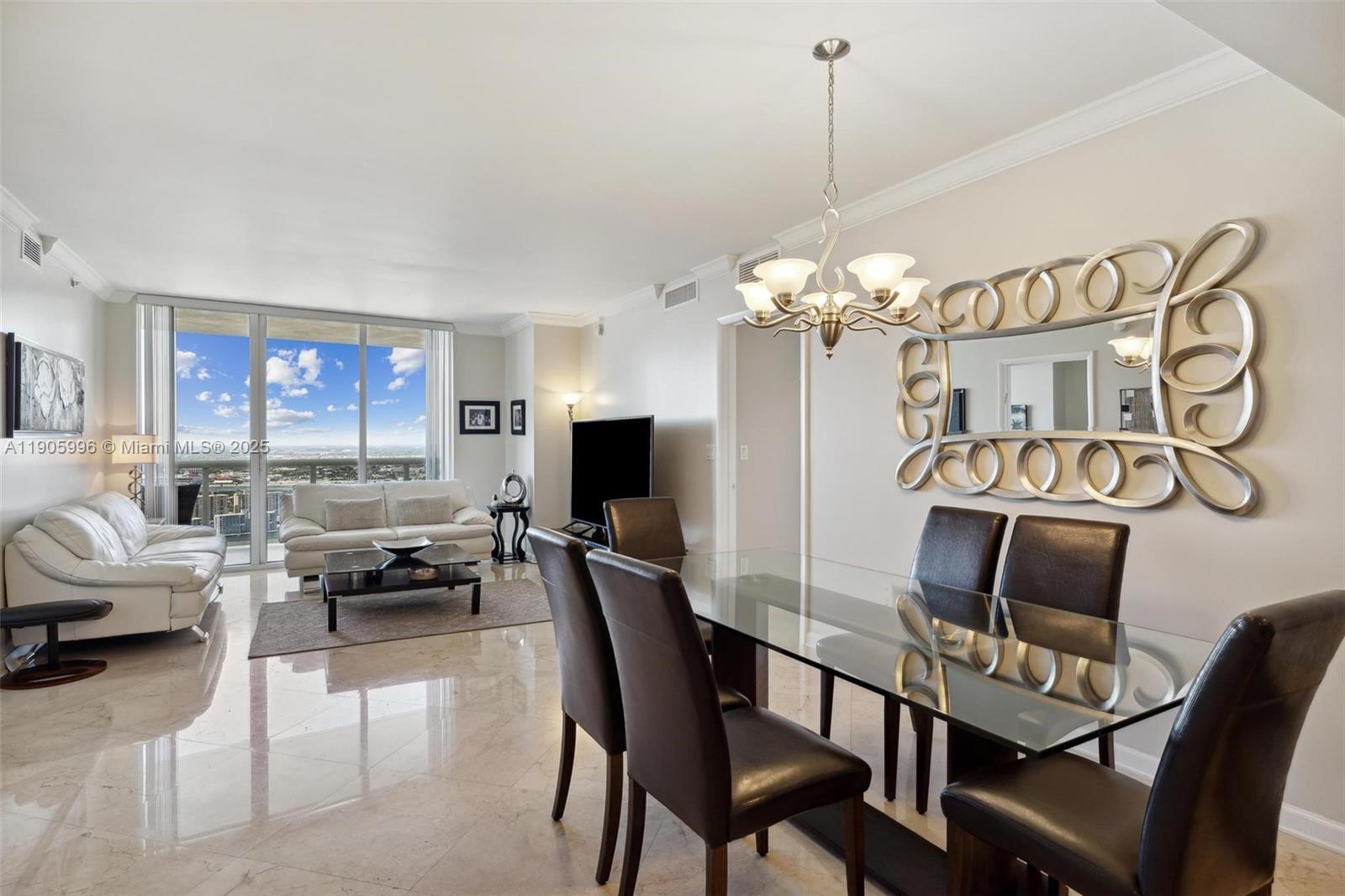 See details 4007 3 / 3 1571 sq. ft. $ 2025-10-31 0 Photo