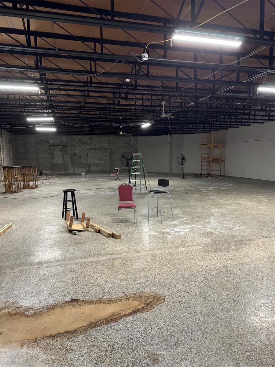 Ver detalles   /   sq. ft. $ 2025-10-31 0 foto